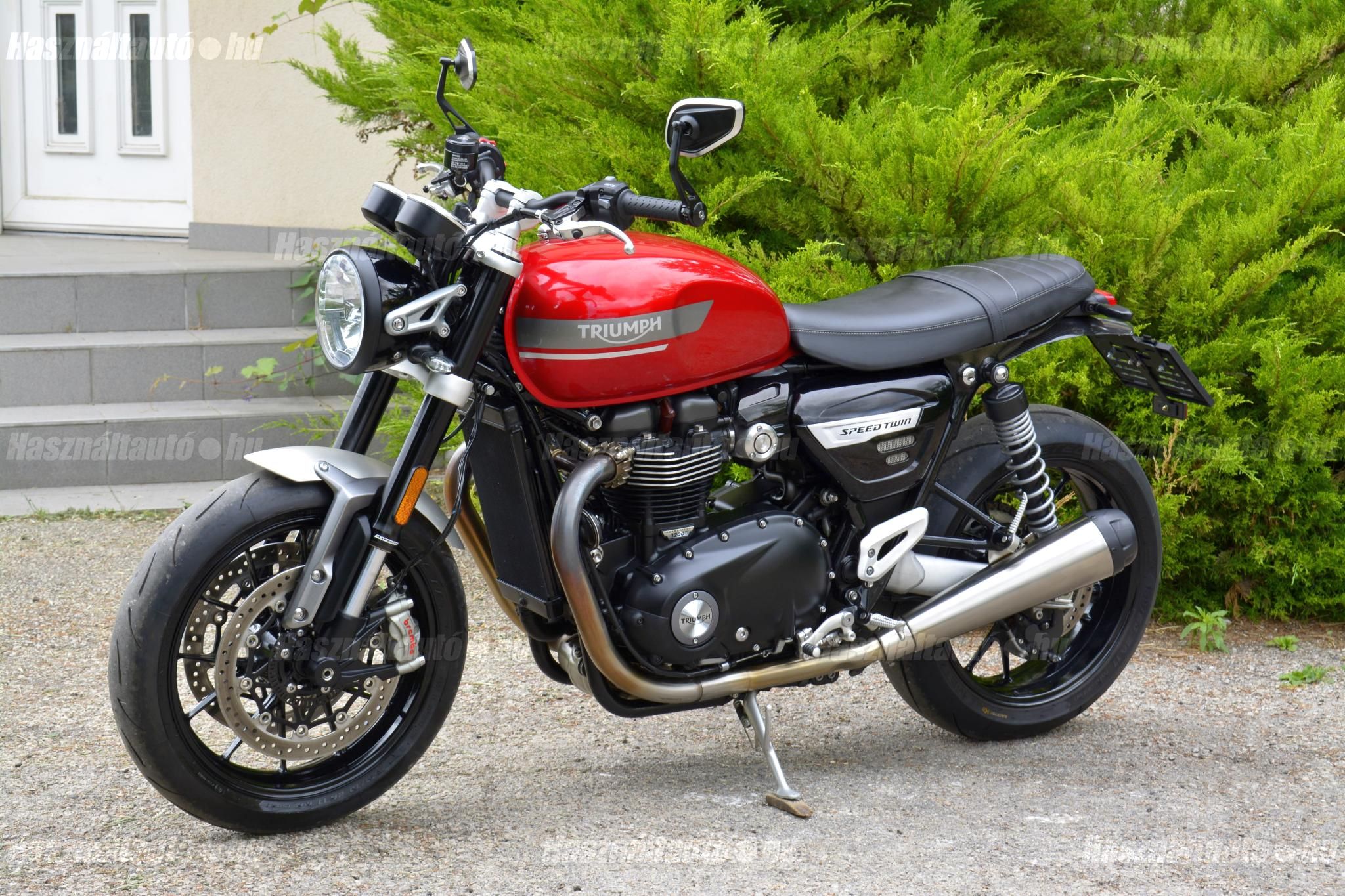 TRIUMPH SPEED TWIN 2023/10 - 1