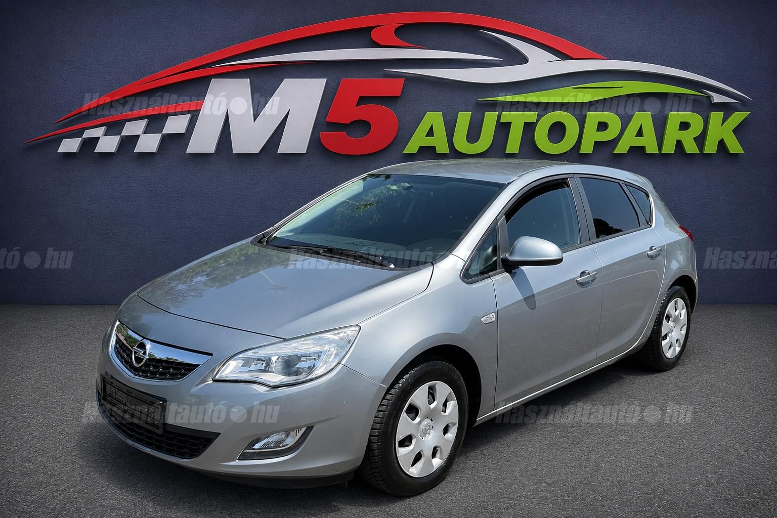 OPEL ASTRA J 2011 - 1