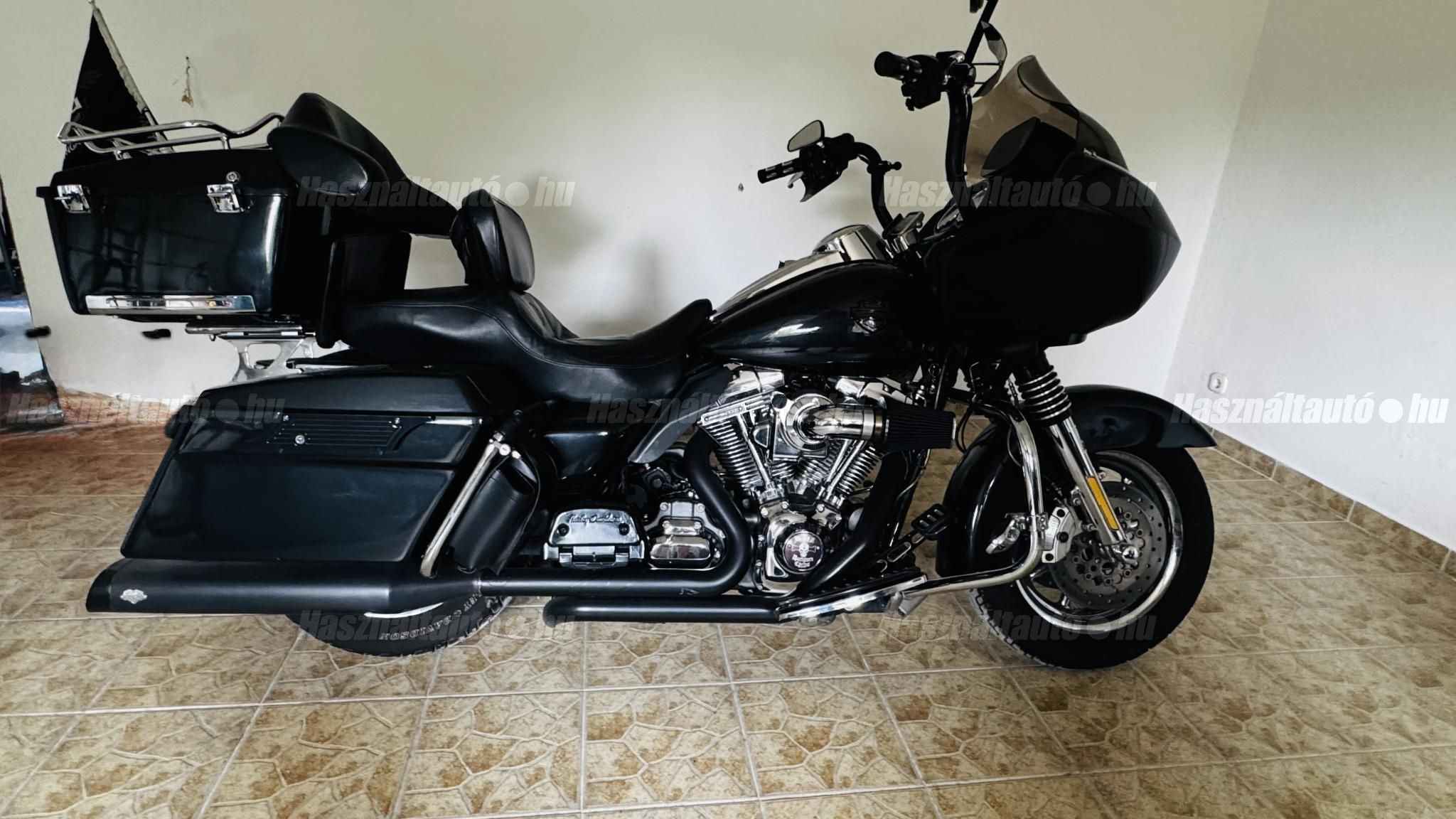 HARLEY-DAVIDSON CVO 2008/9 - 1