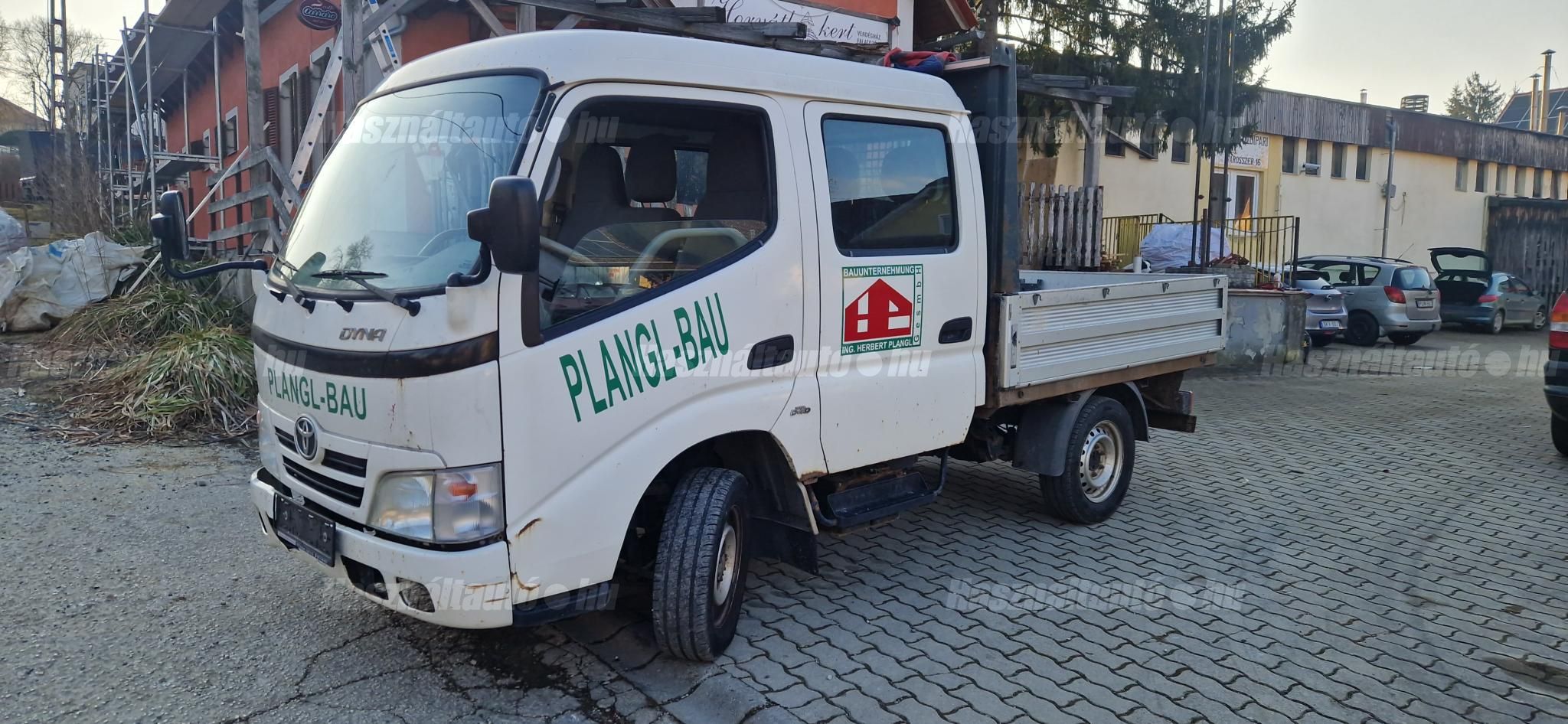 TOYOTA DYNA 2009/12 - 1