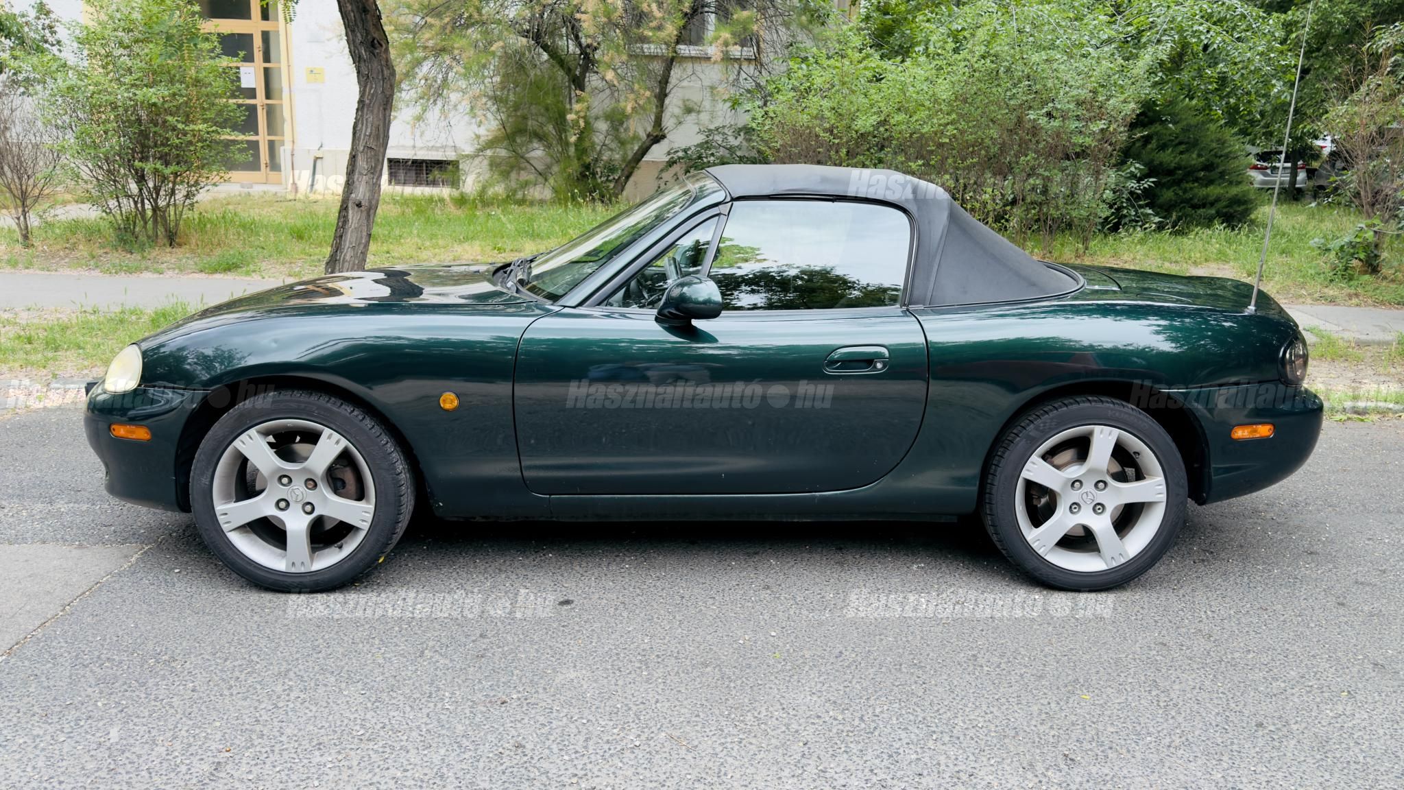 MAZDA MX-5 2002/6 - 1