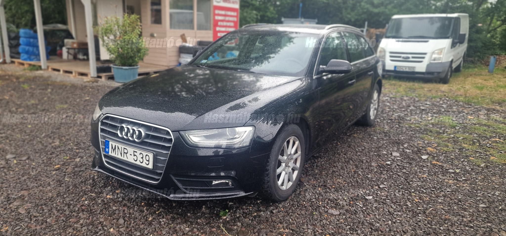 AUDI A4 2013/10 - 1