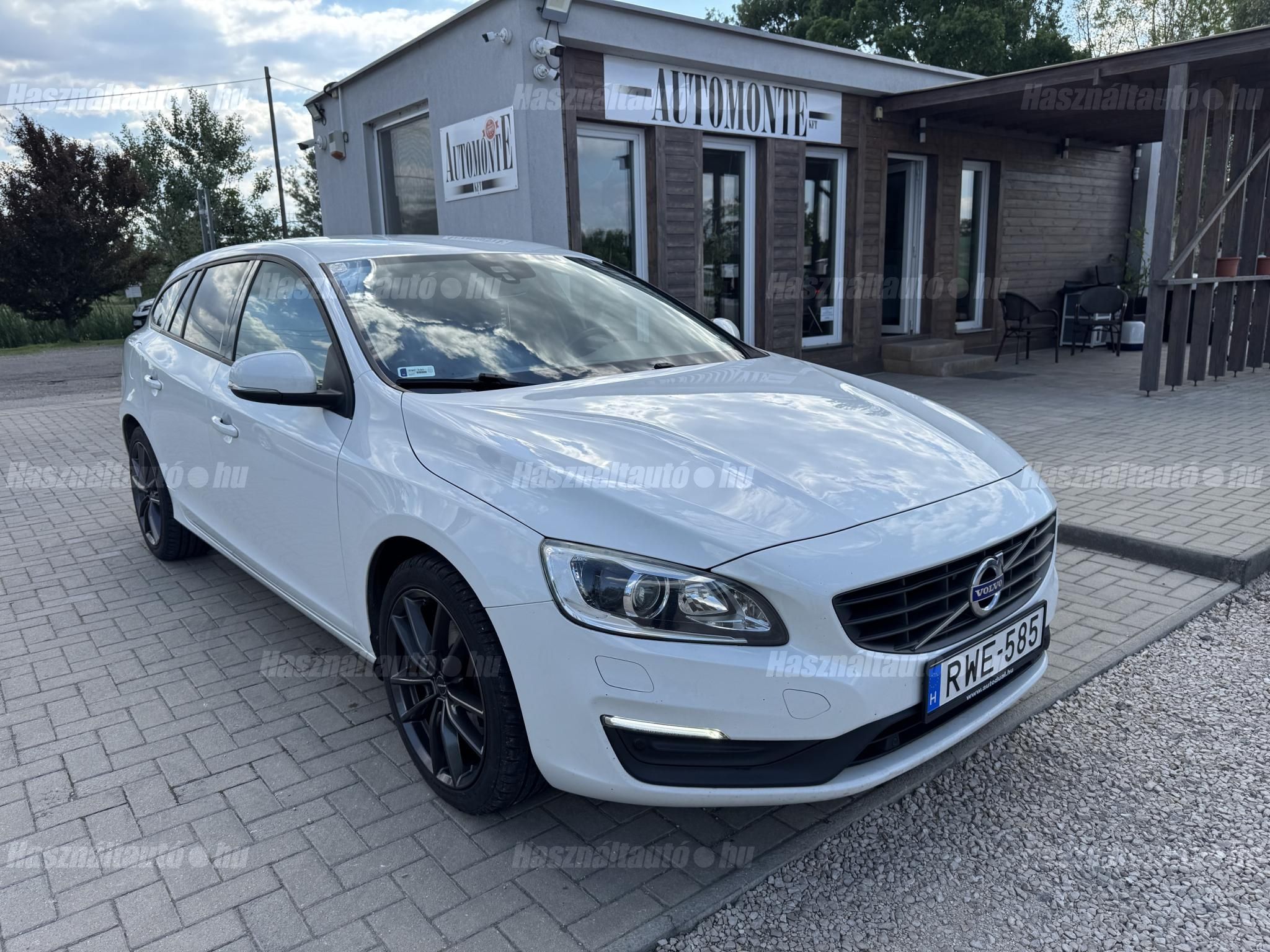 VOLVO V60 2015/10 - 1