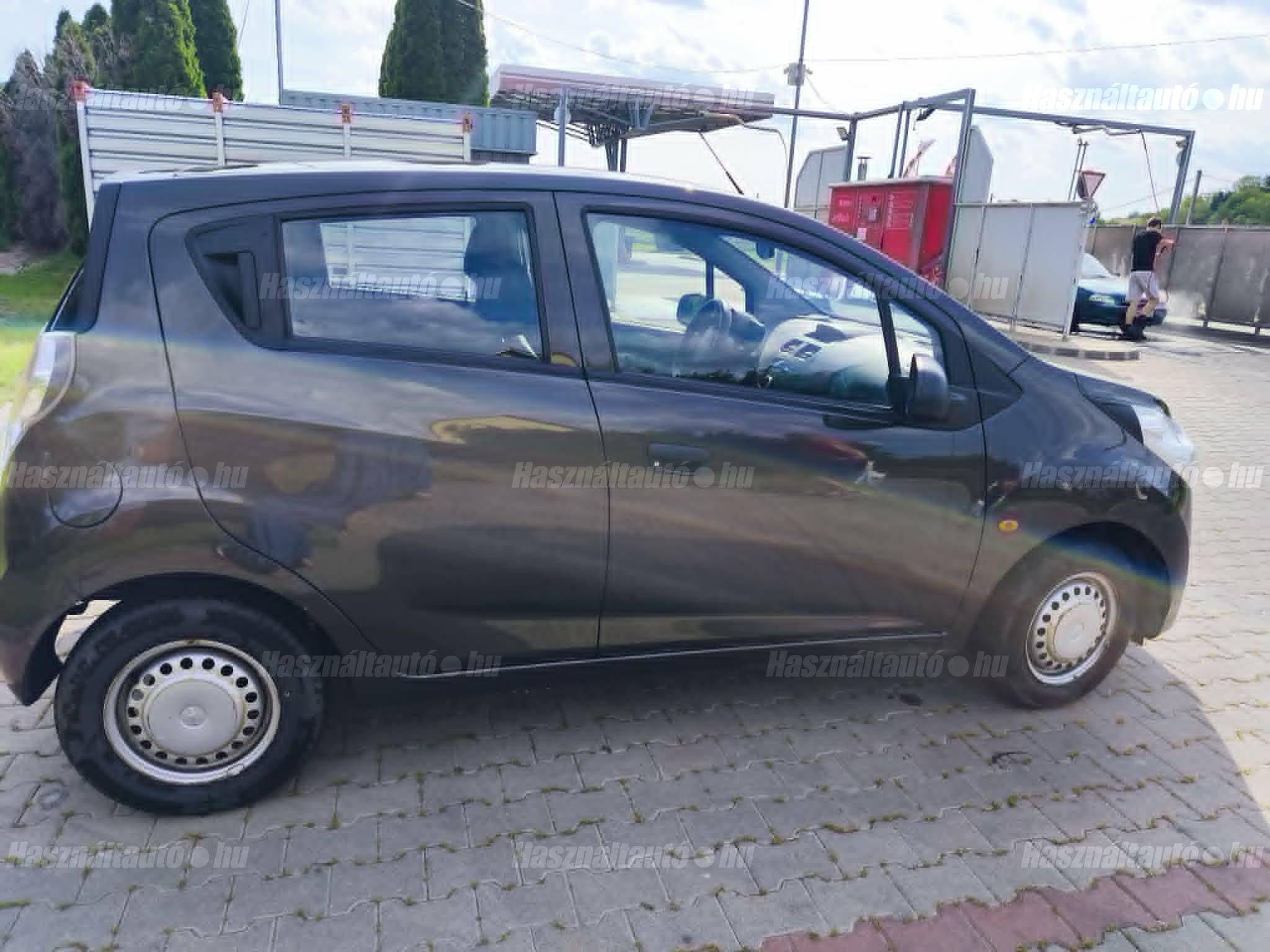 CHEVROLET SPARK 2011/8 - 1