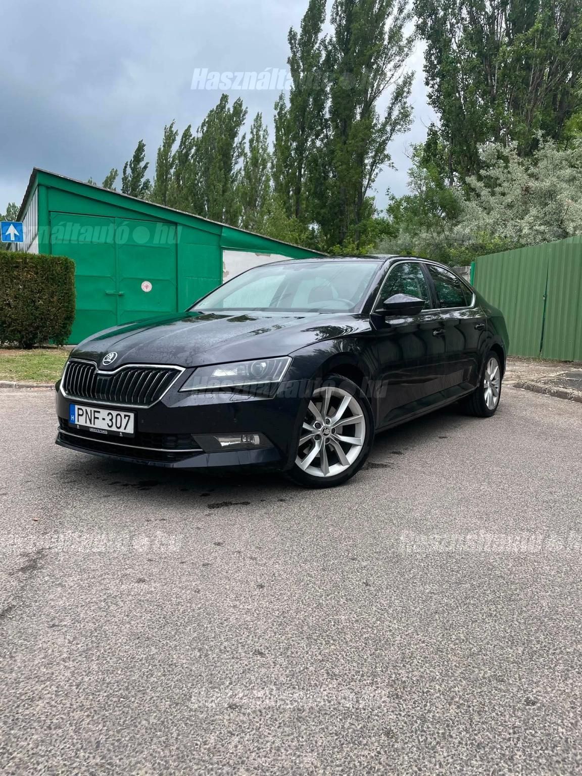 SKODA SUPERB 2017 - 1