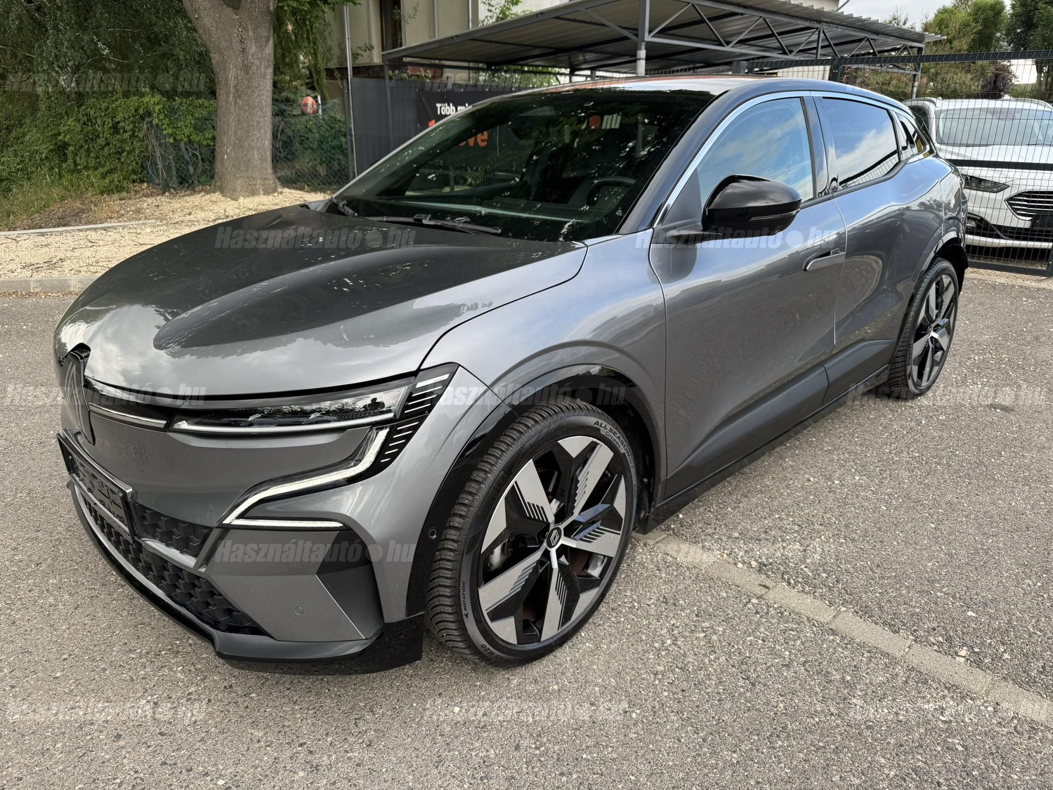 RENAULT MEGANE 2023/7 - 1