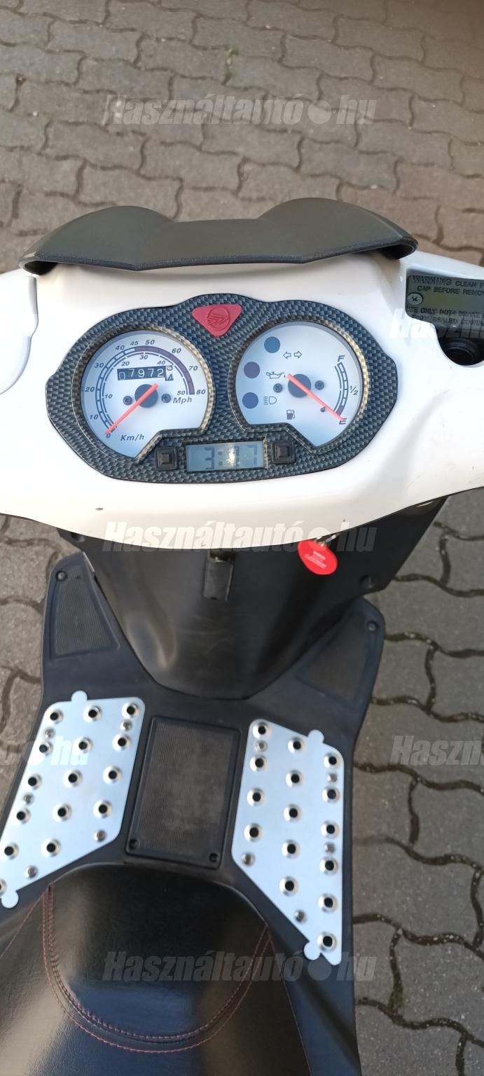 KEEWAY RY6 2014/4 - 1