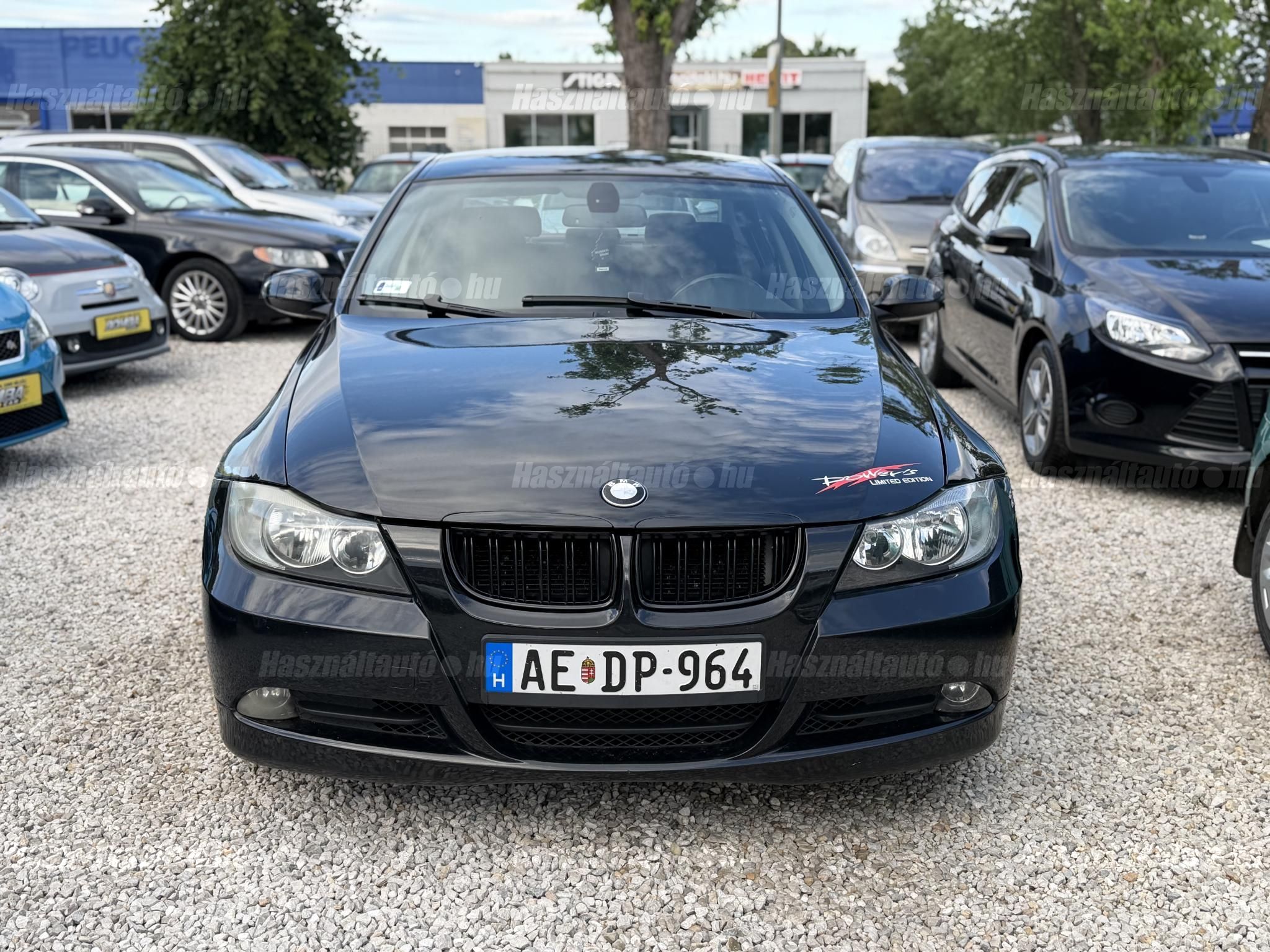 BMW 318 2006/6 - 1