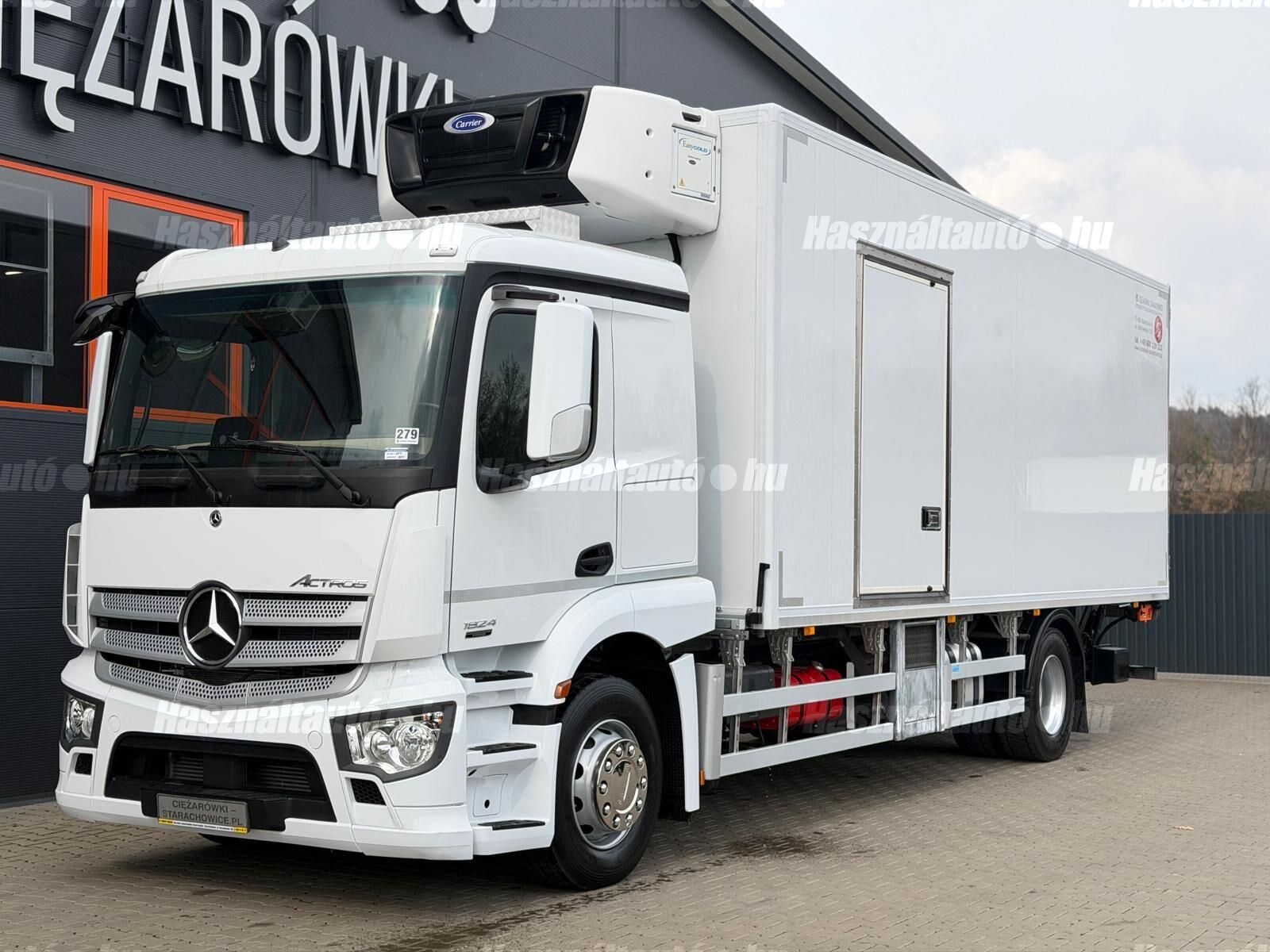 MERCEDES-BENZ 2019/1 - 1