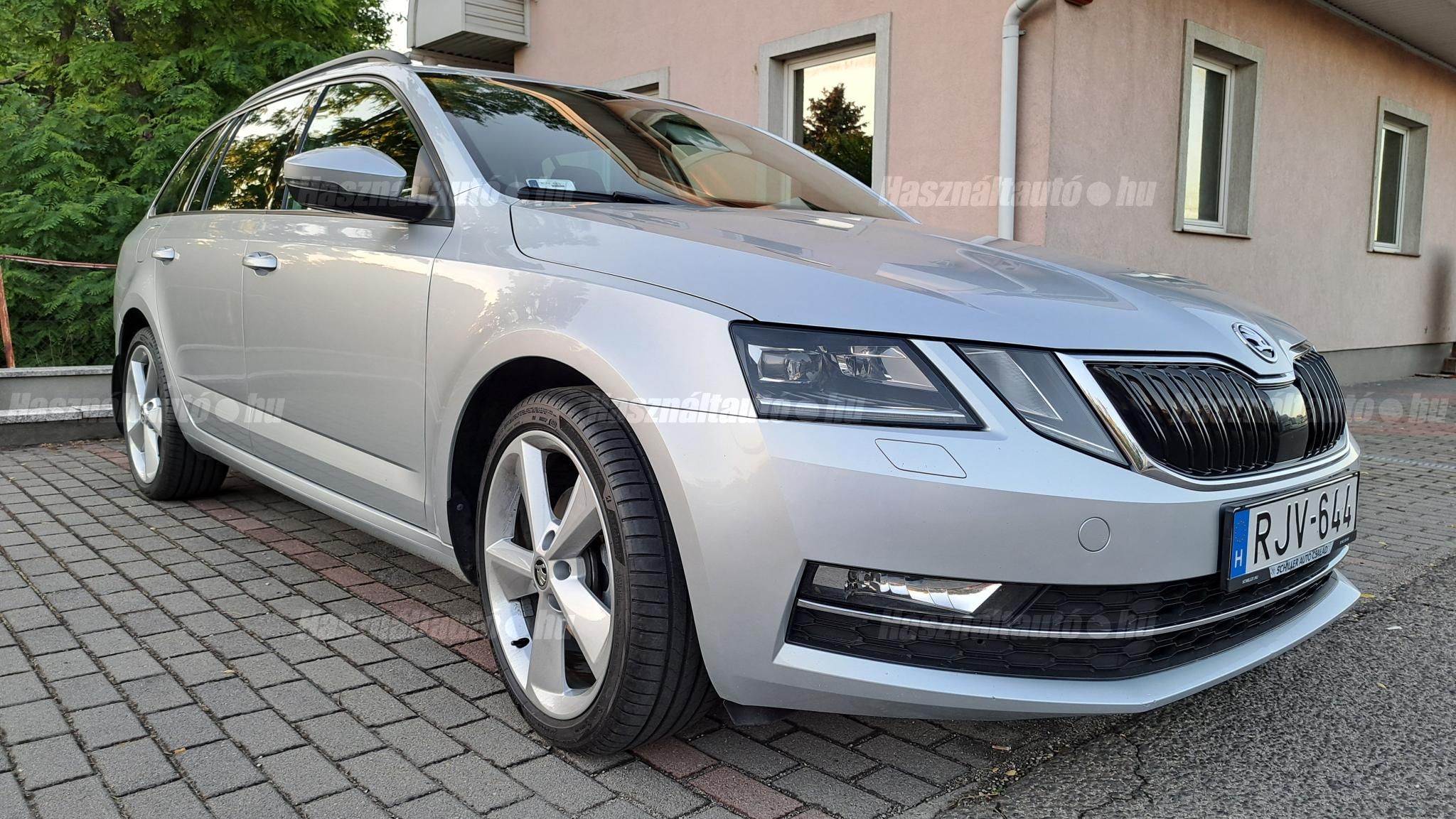 SKODA OCTAVIA 2019/8 - 1