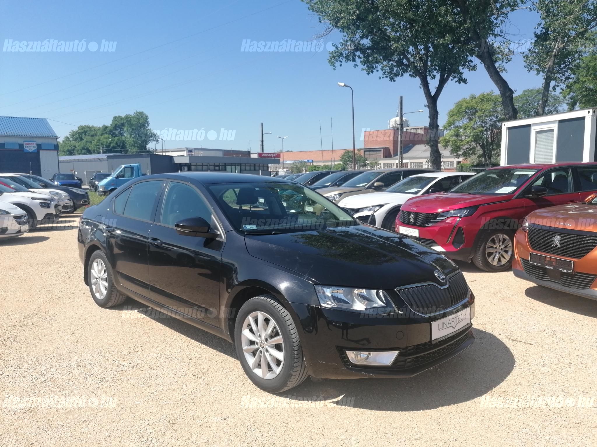 SKODA OCTAVIA 2015/10 - 1