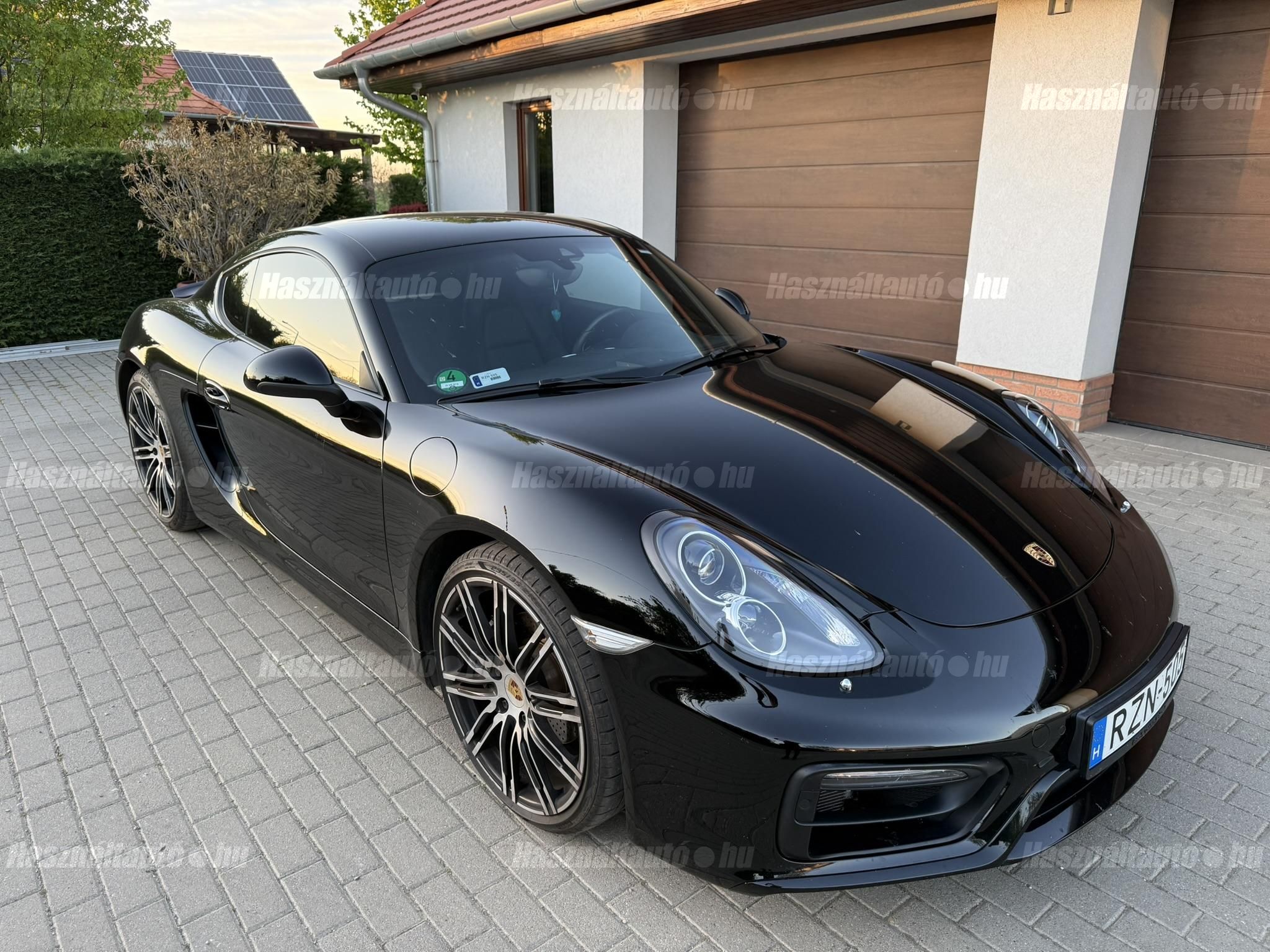 PORSCHE CAYMAN 2016/7 - 1