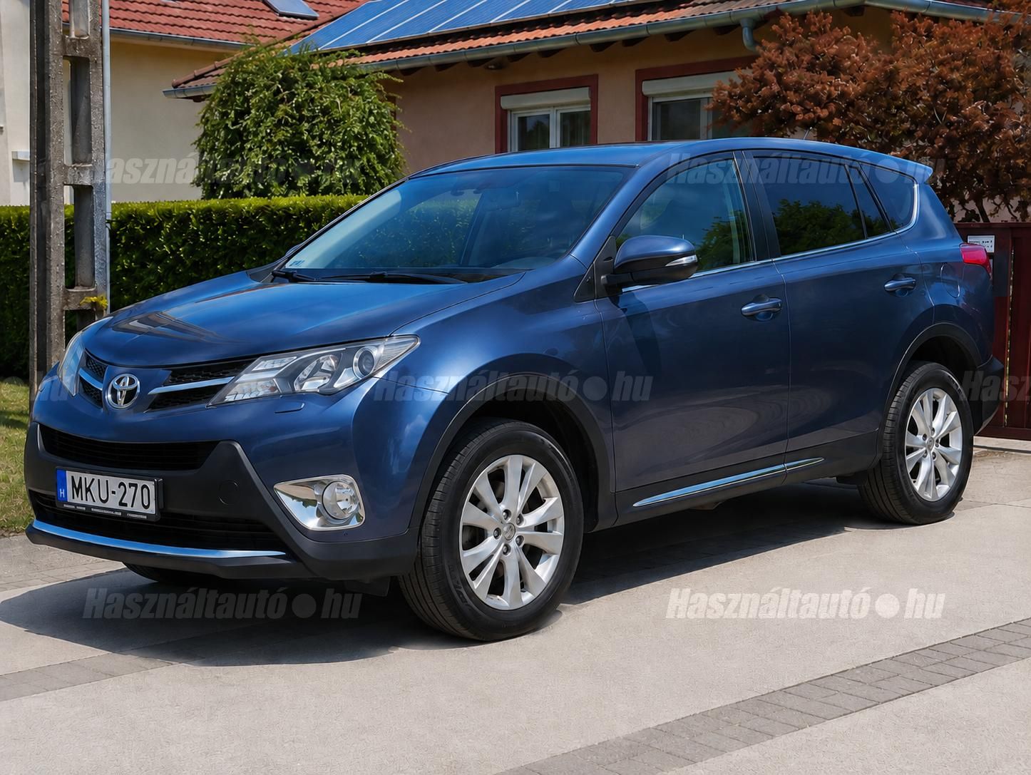 TOYOTA RAV 4 2013/9 - 1