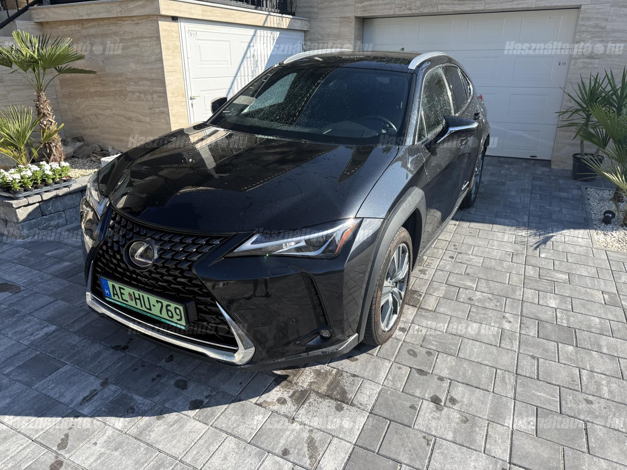 LEXUS UX 2021/6 - 1
