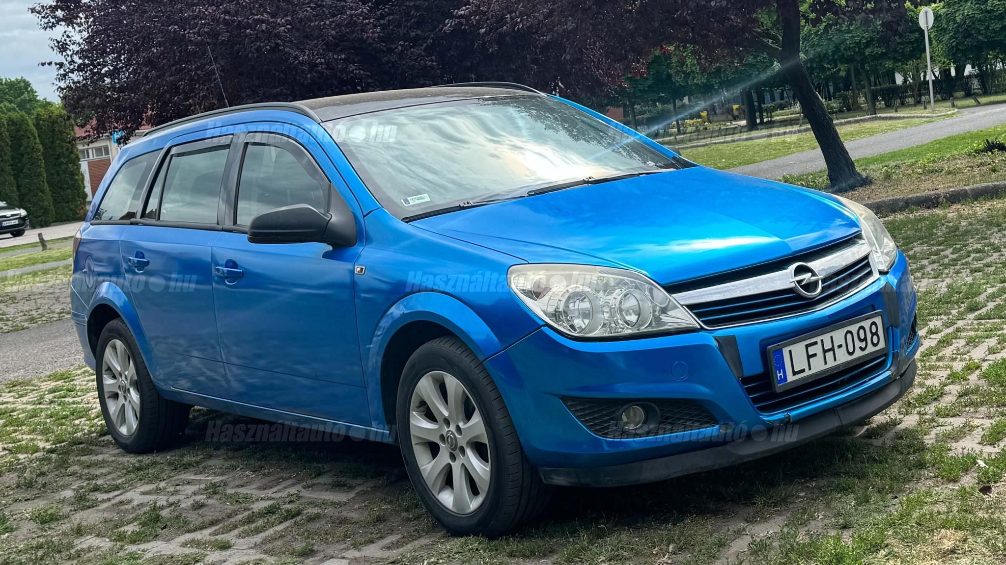 OPEL ASTRA H 2008 - 1
