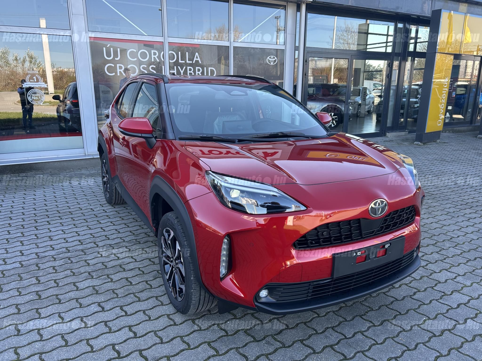 TOYOTA YARIS CROSS 2026 - 1