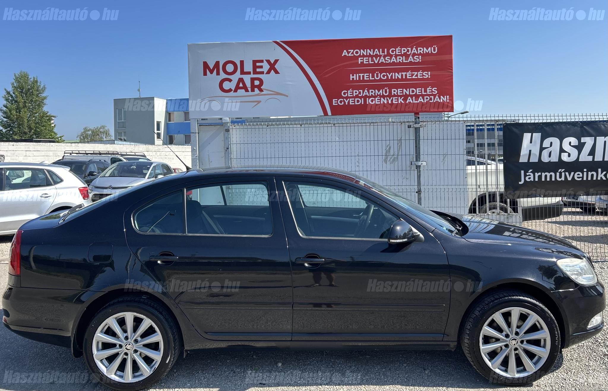 SKODA OCTAVIA 2010/4 - 1