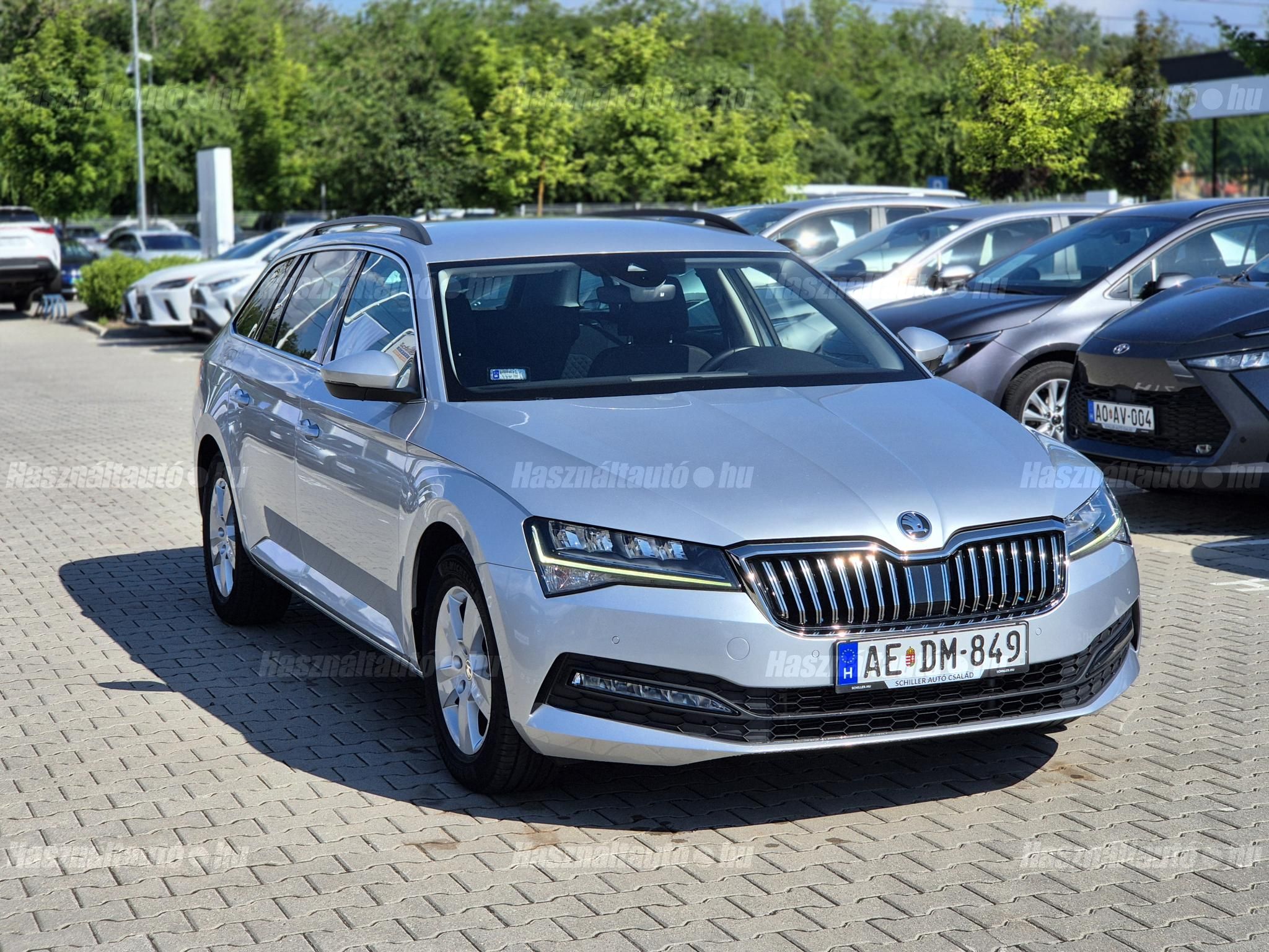 SKODA SUPERB 2023/7 - 1