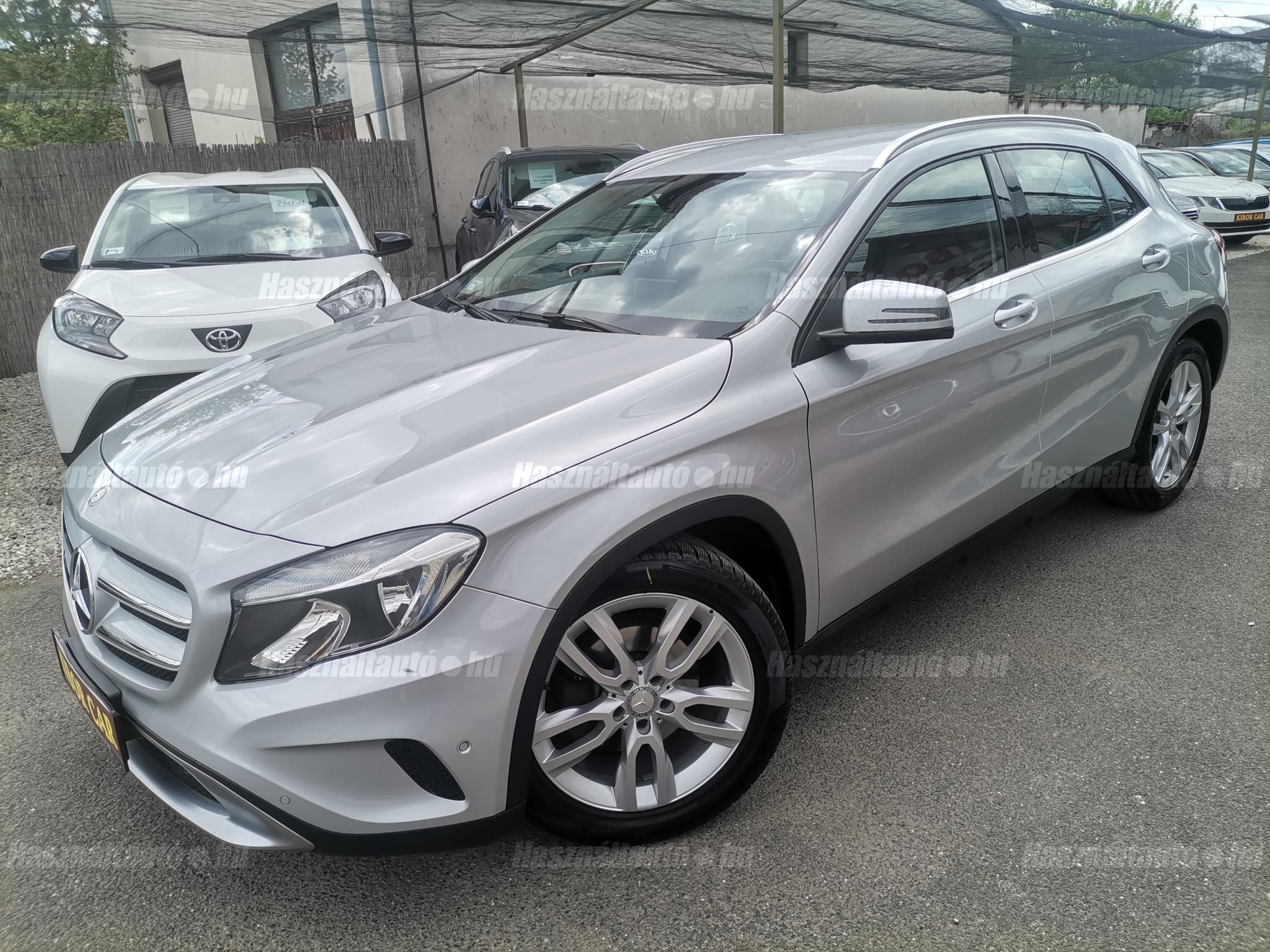 MERCEDES-BENZ GLA 220 2016/3 - 1