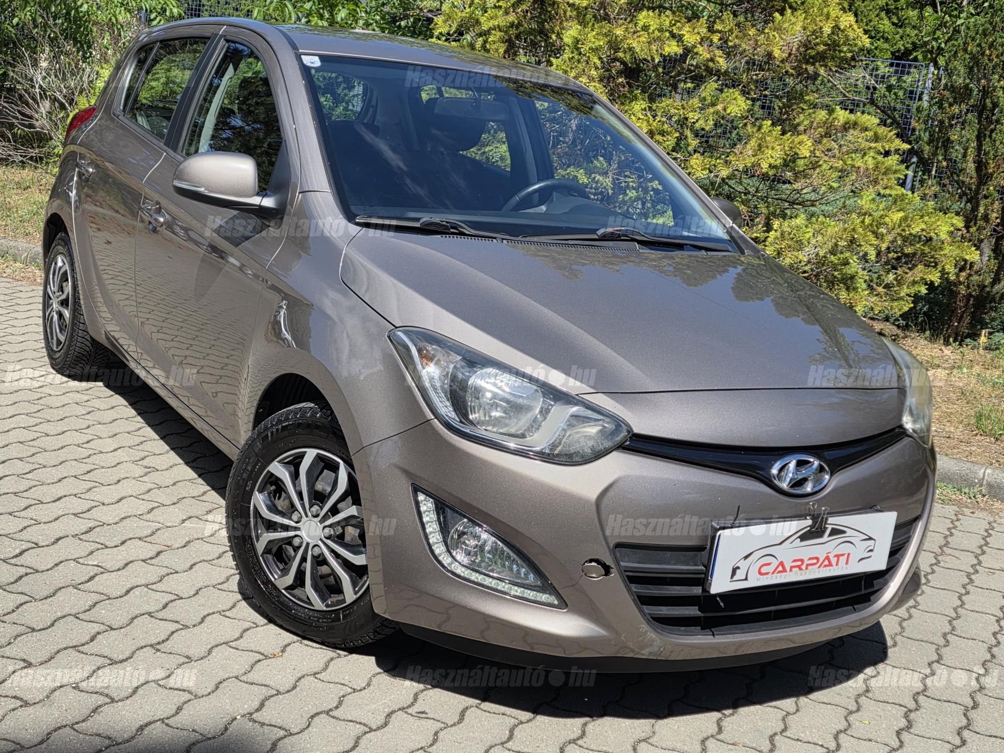 HYUNDAI I20 2013/8 - 1
