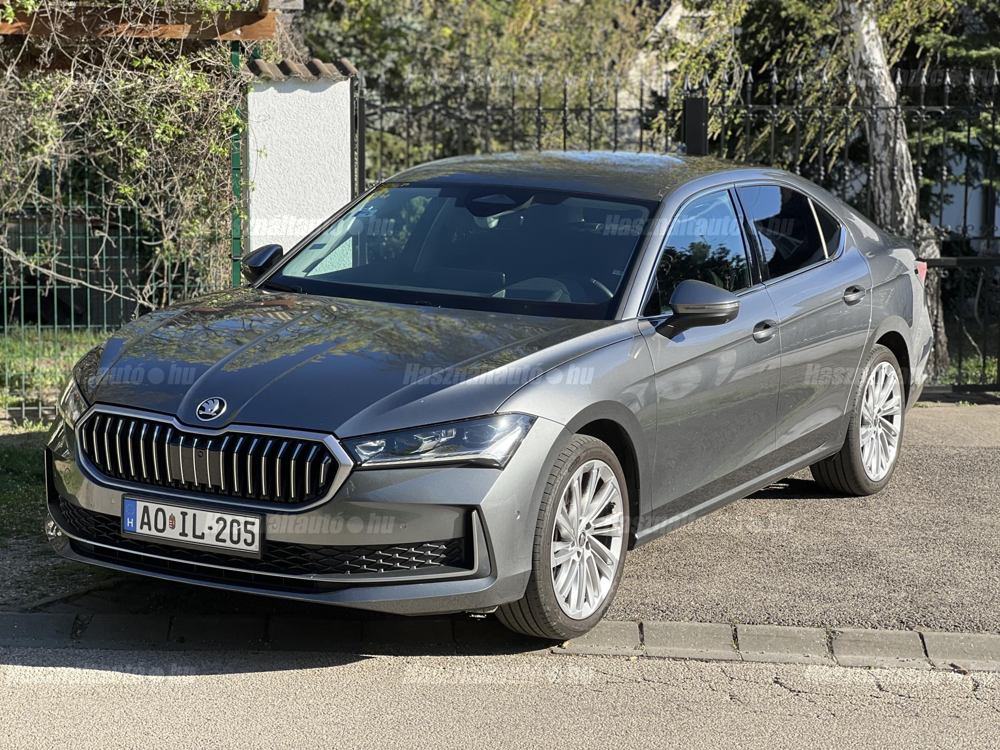 SKODA SUPERB 2025/1 - 1