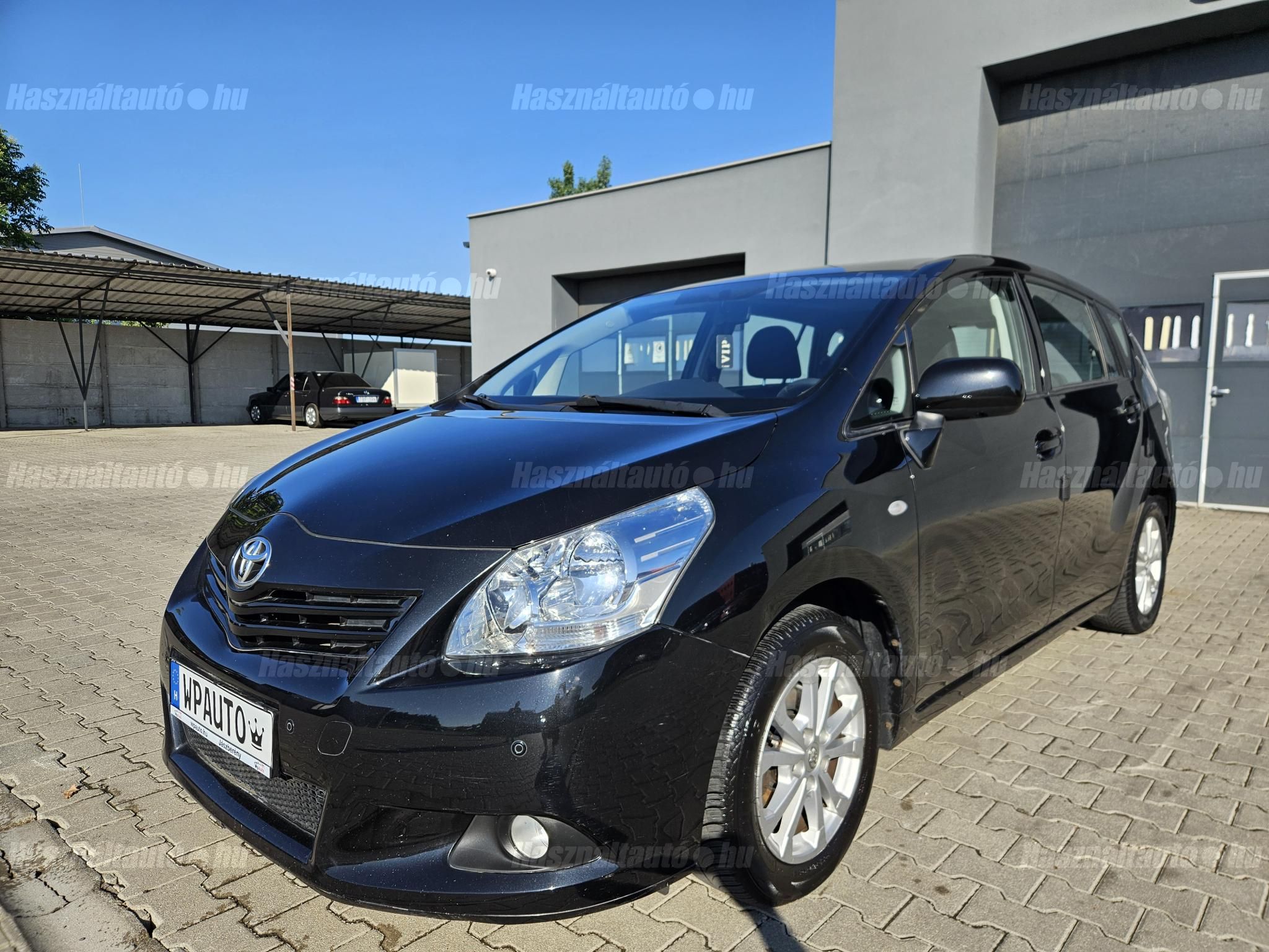 TOYOTA VERSO 2011/9 - 1