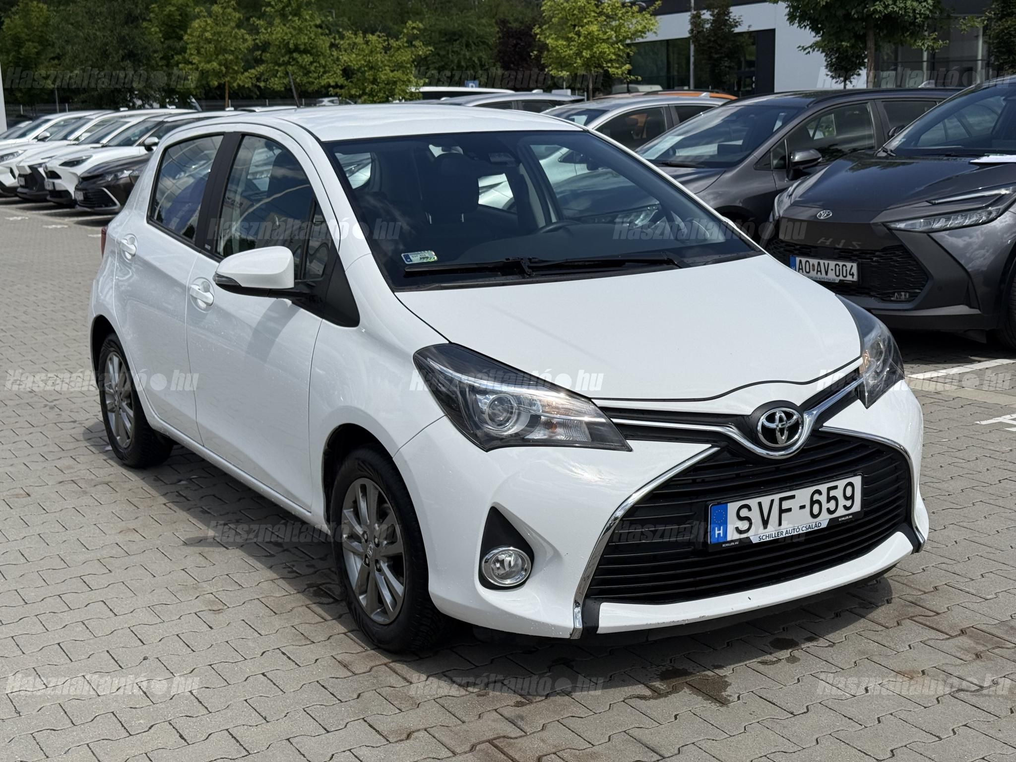 TOYOTA YARIS 2016/12 - 1
