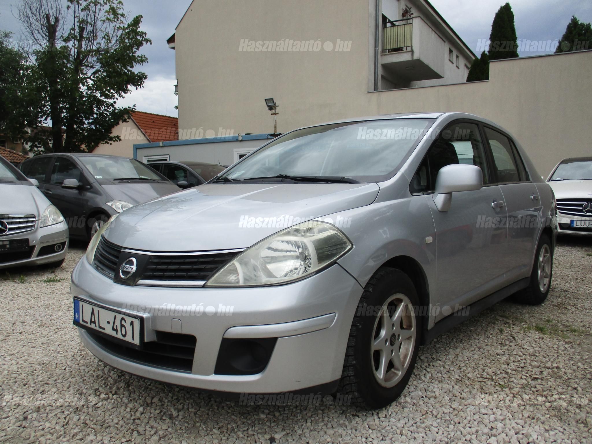 NISSAN TIIDA 2008/2 - 1