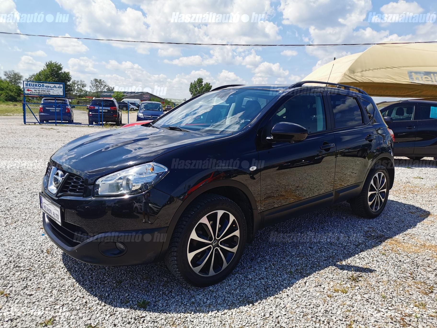 NISSAN QASHQAI 2013/10 - 1
