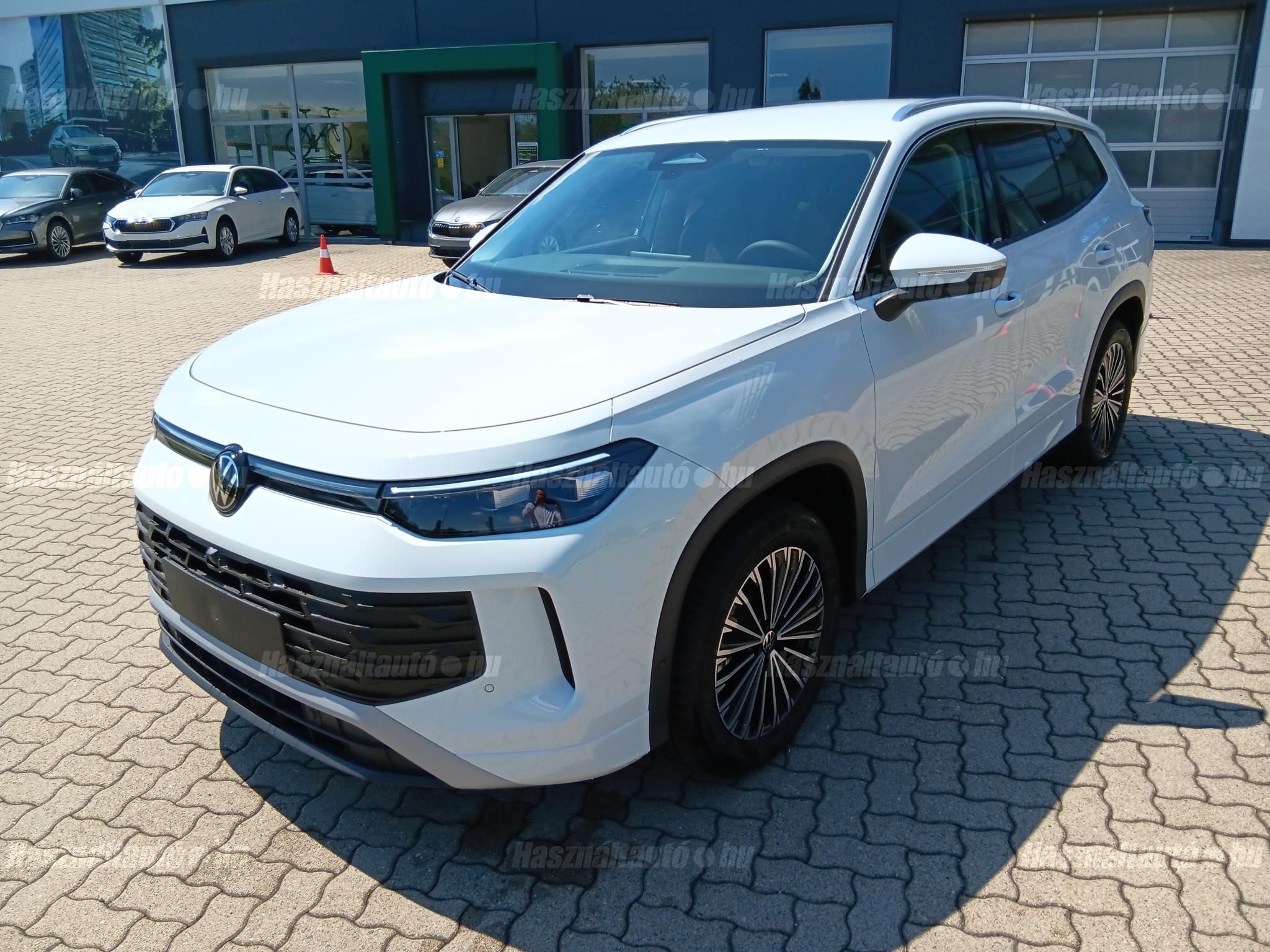 VOLKSWAGEN TAYRON 2026 - 1