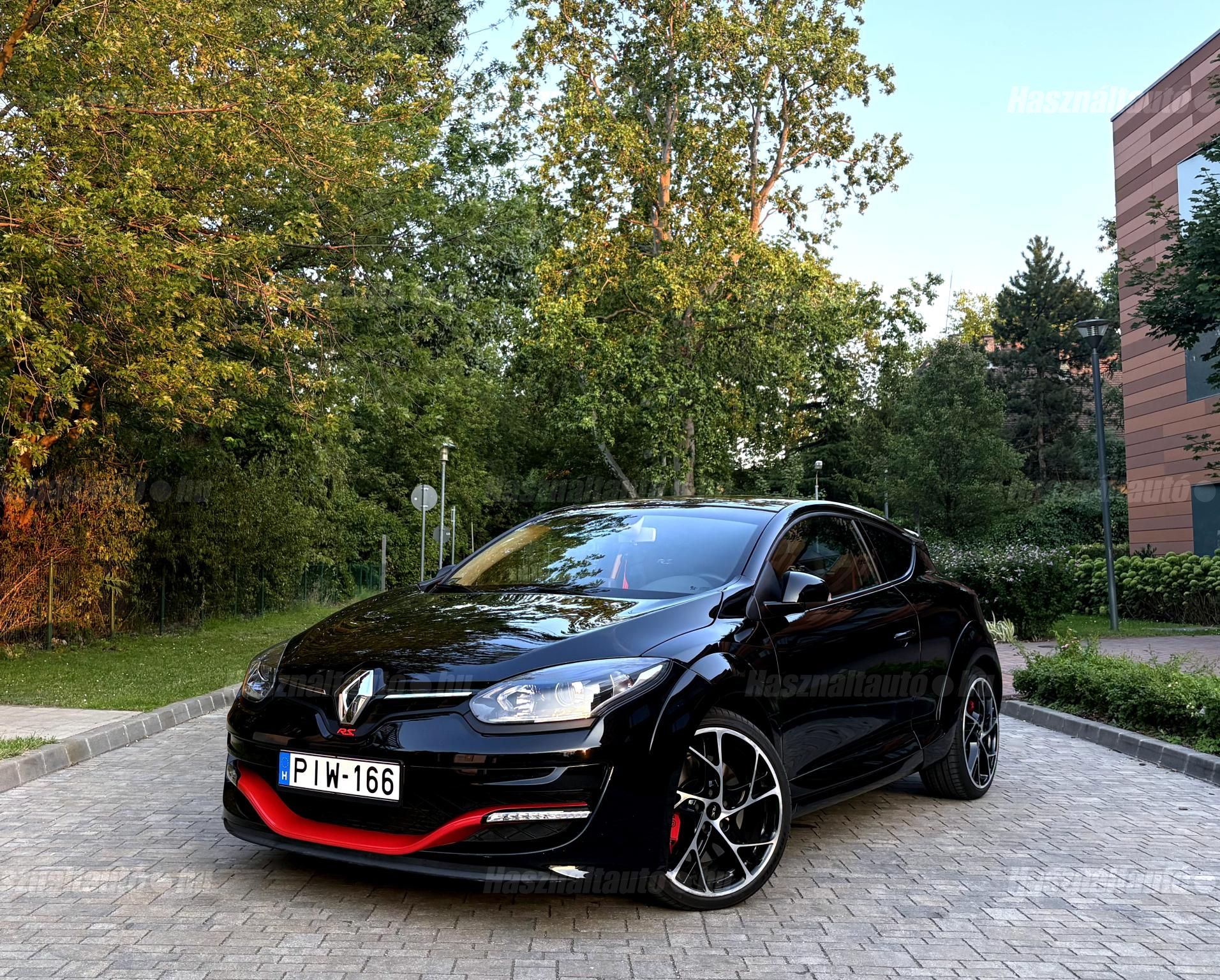 RENAULT MEGANE 2014/8 - 1