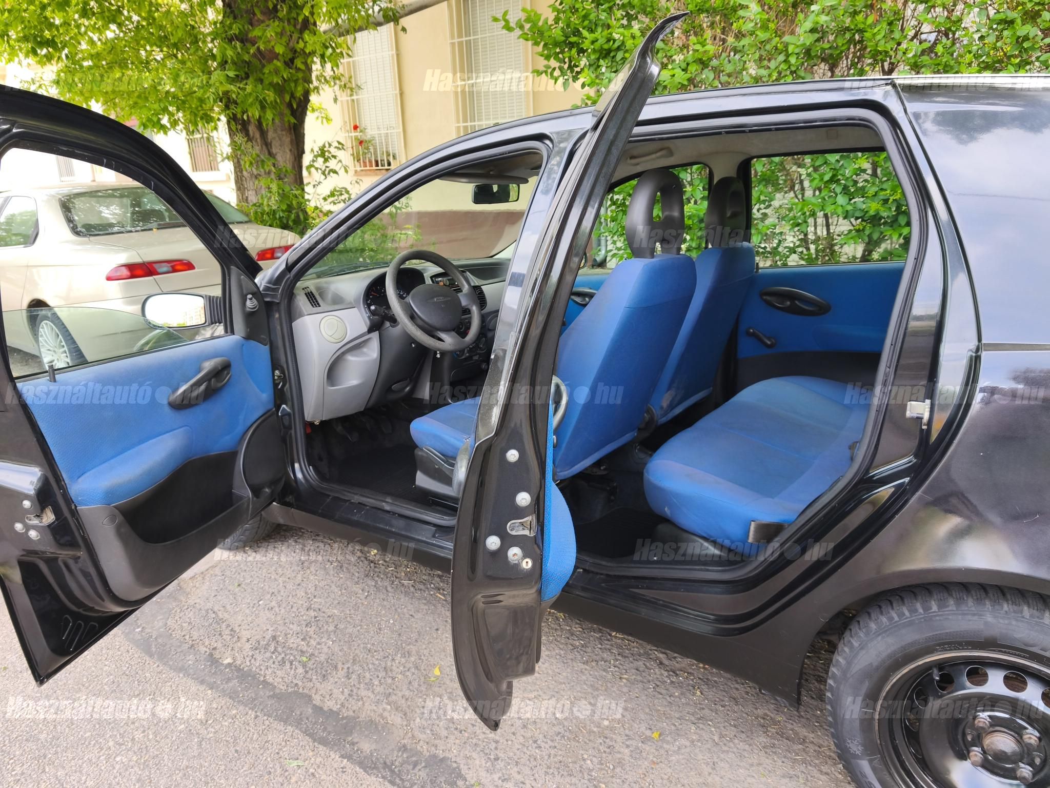 FIAT PUNTO 2003 - 1