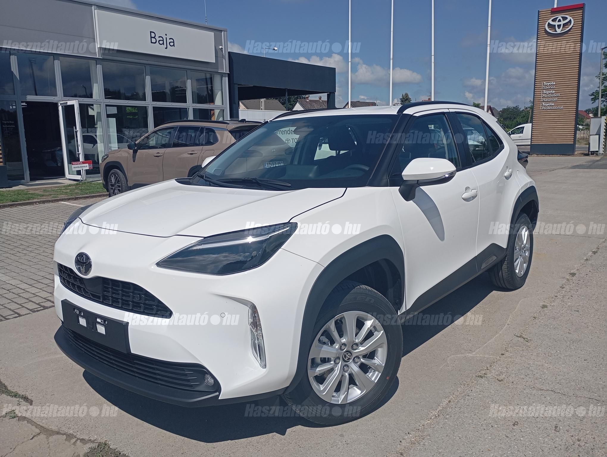 TOYOTA YARIS CROSS 2026 - 1