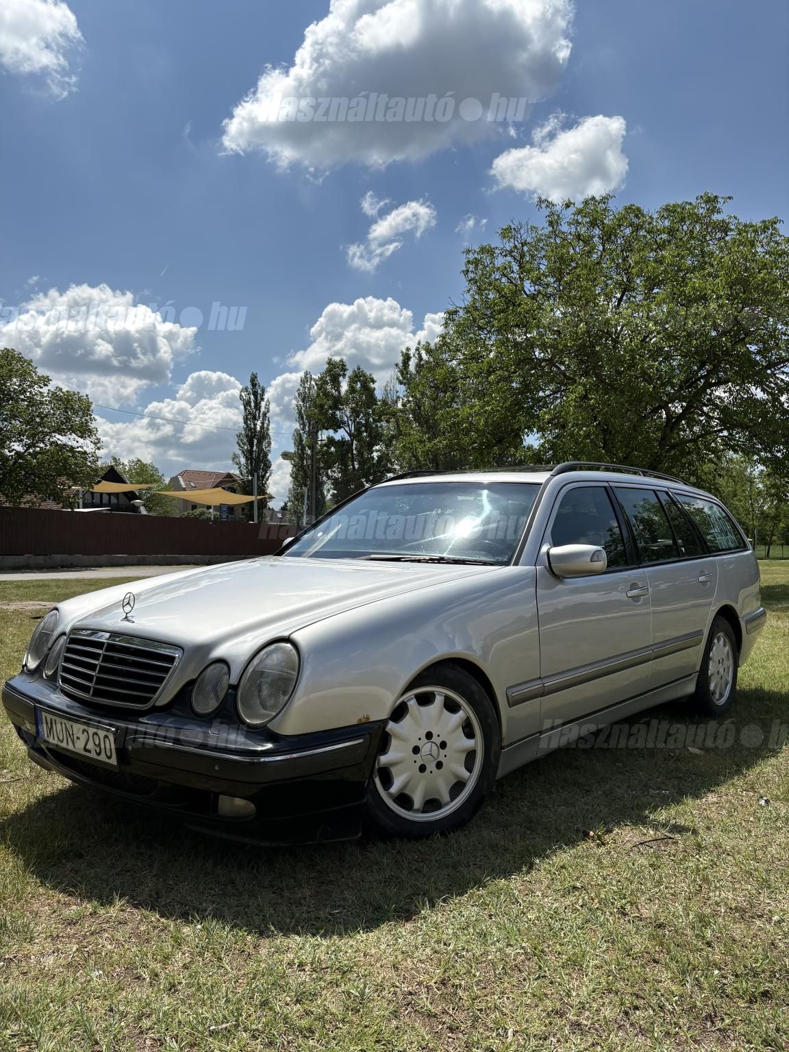 MERCEDES-BENZ E 220 2000/8 - 1