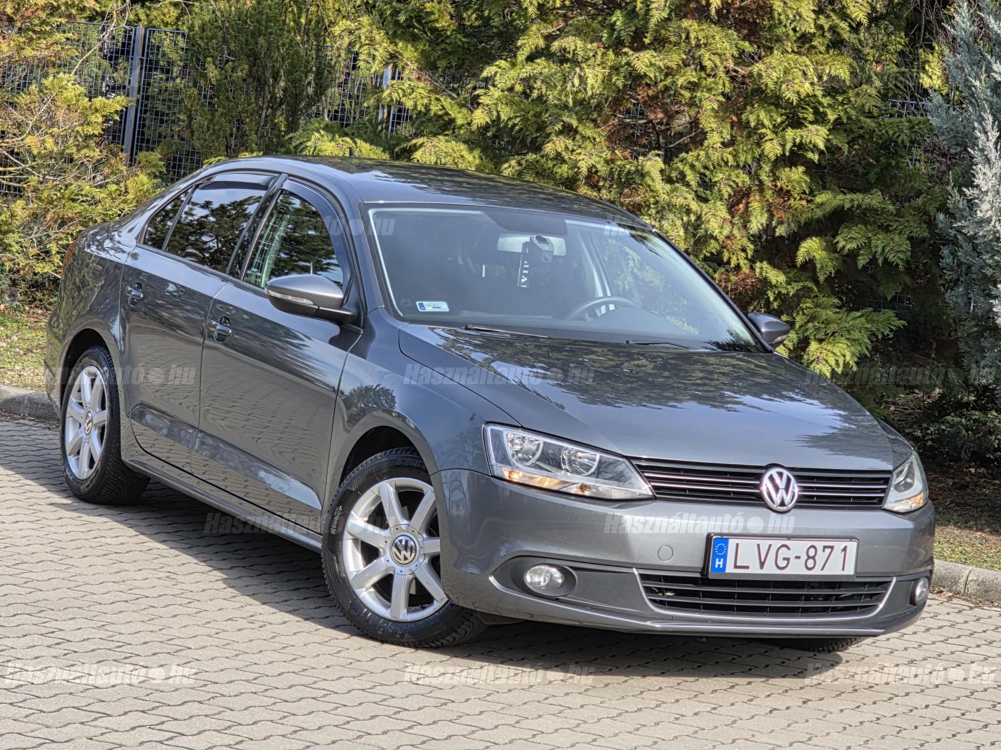 VOLKSWAGEN JETTA 2011/2 - 1