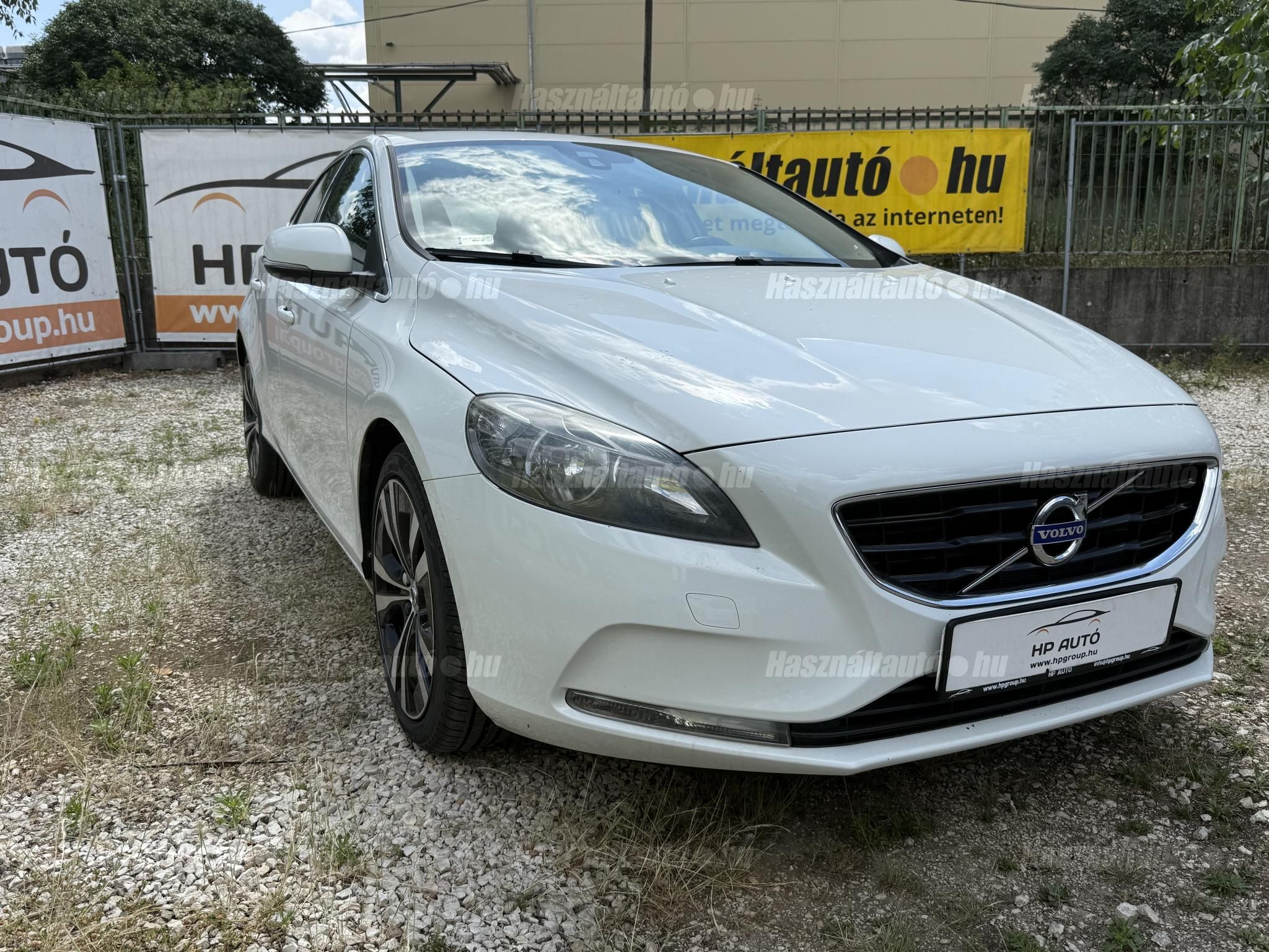 VOLVO V40 2015/7 - 1