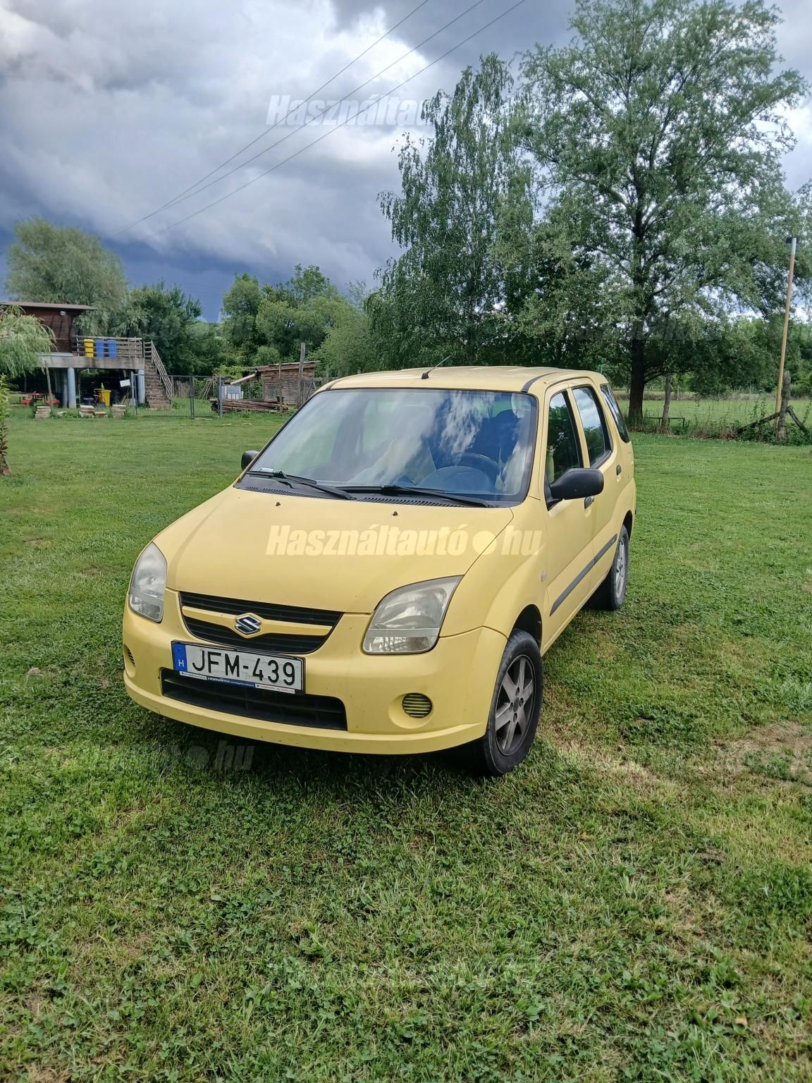 SUZUKI IGNIS 2004/5 - 1