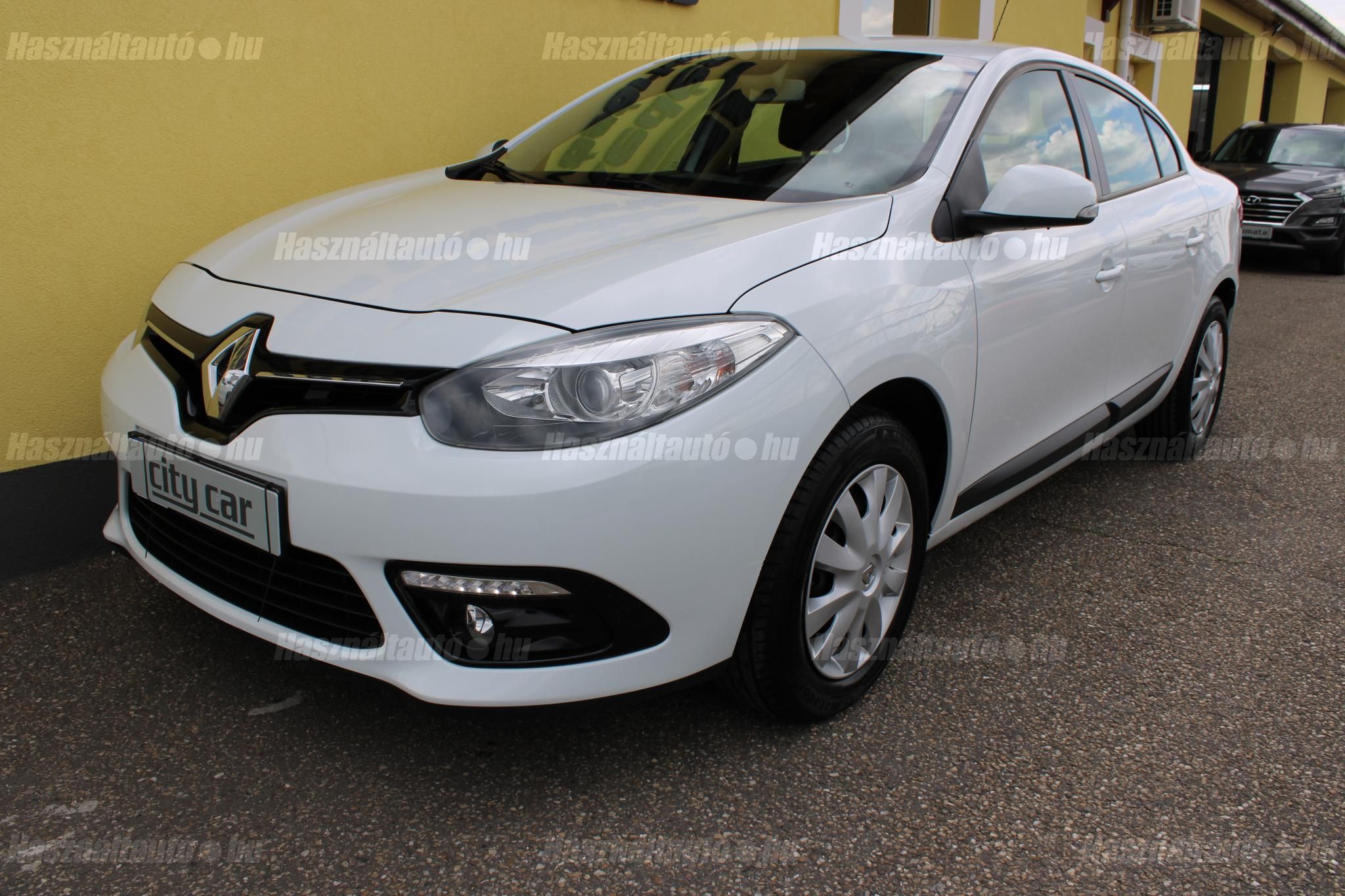 RENAULT FLUENCE 2013/6 - 1