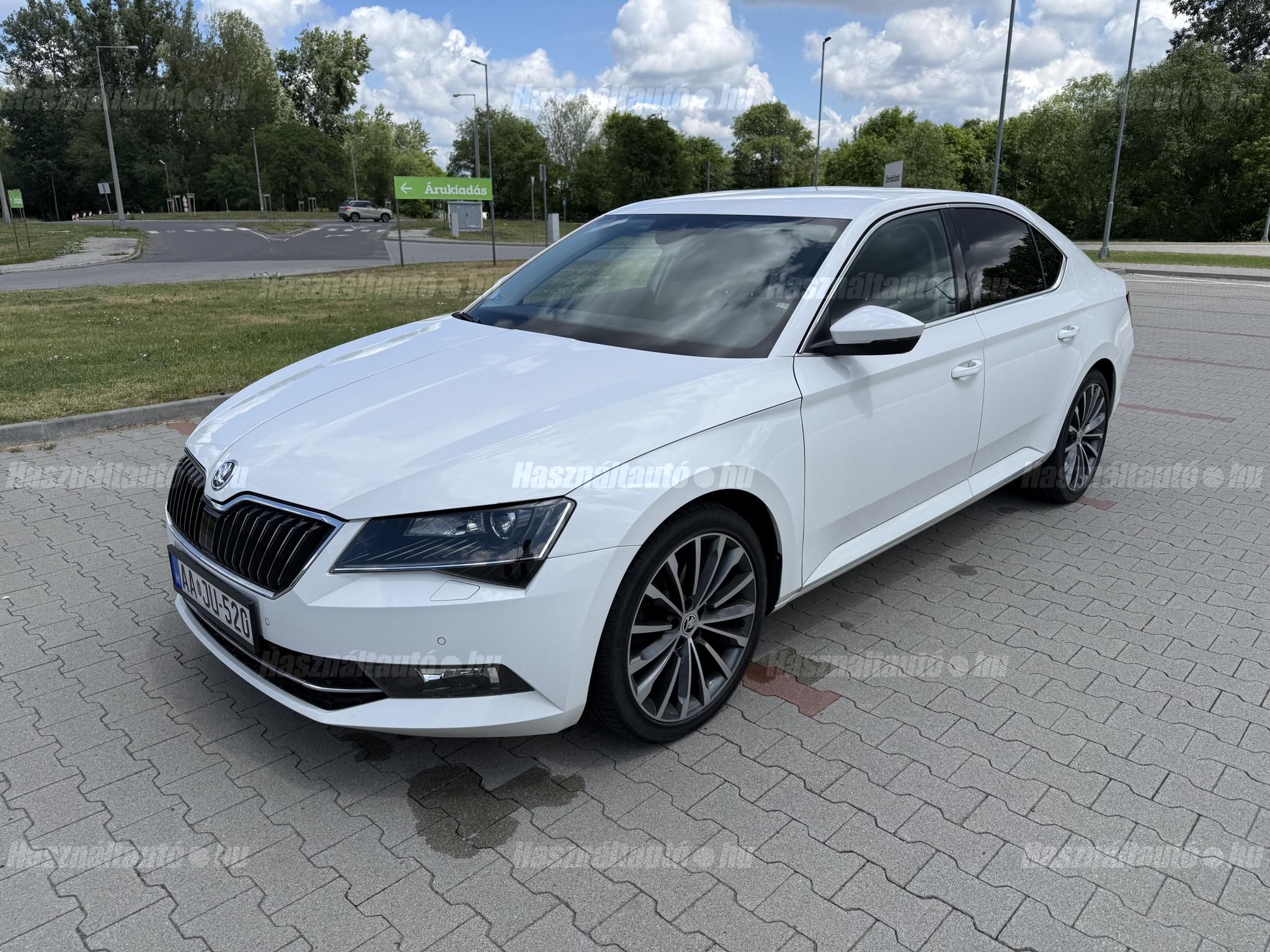 SKODA SUPERB 2017/11 - 1