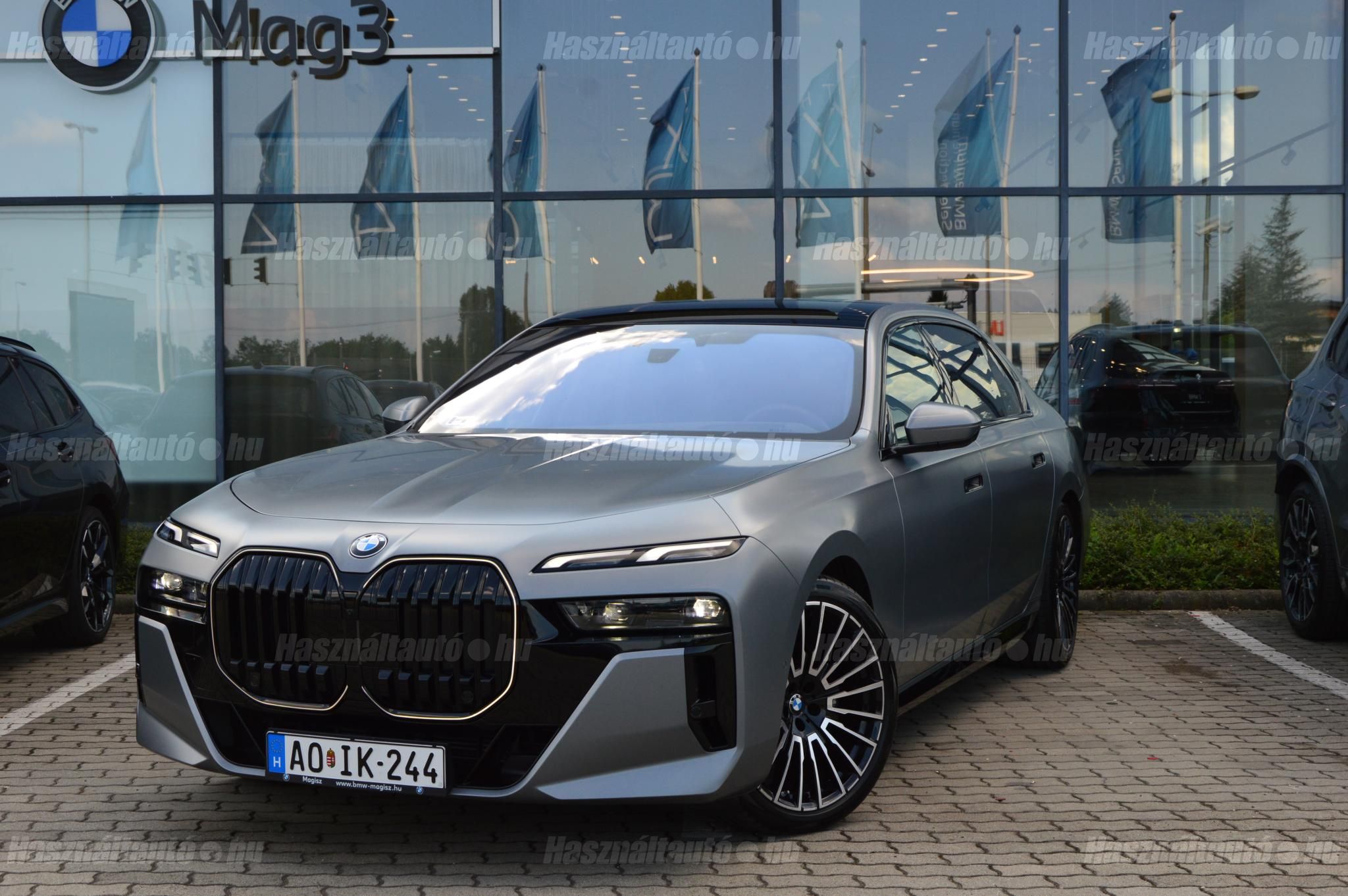 BMW 740 2025/11 - 1