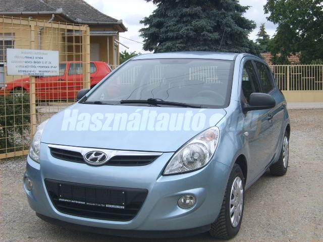 HYUNDAI I20 2010 - 1