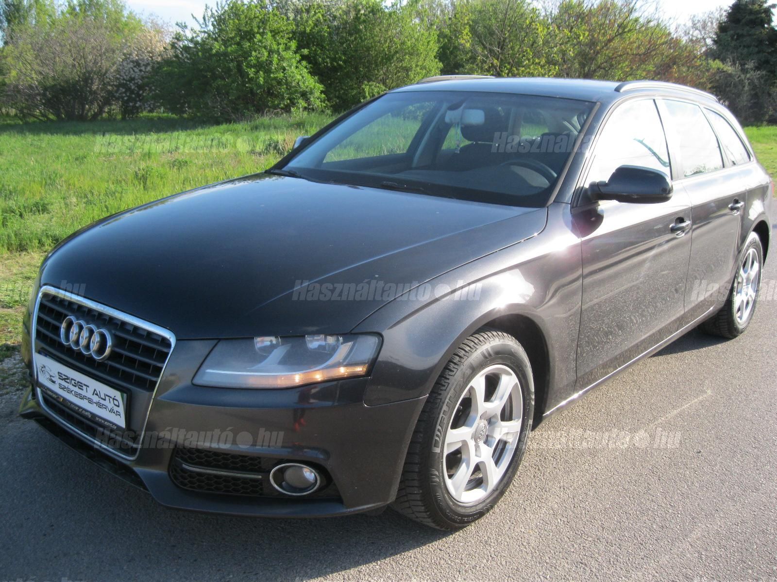 AUDI A4 2011/1 - 1