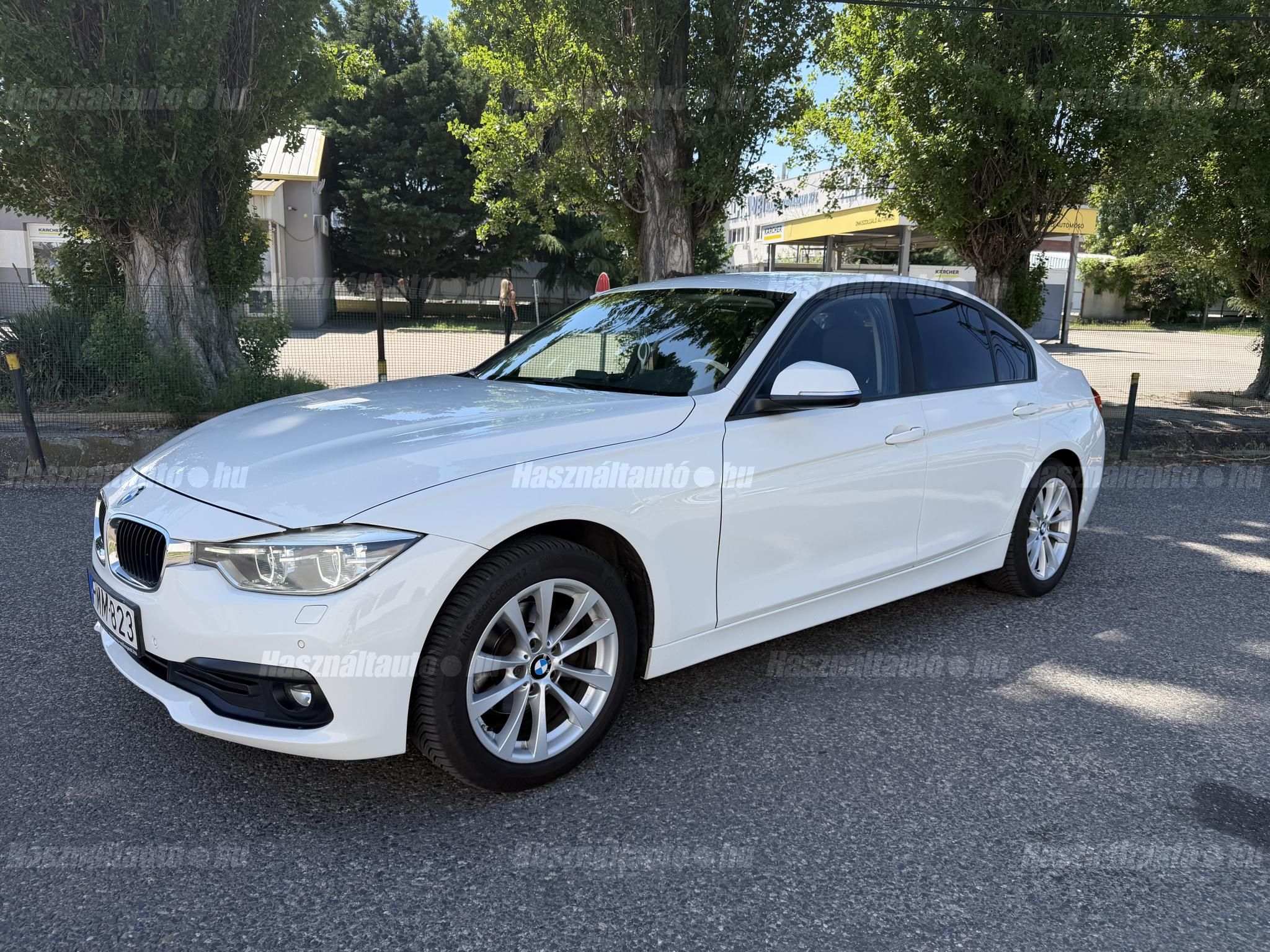 BMW 318 2017/11 - 1
