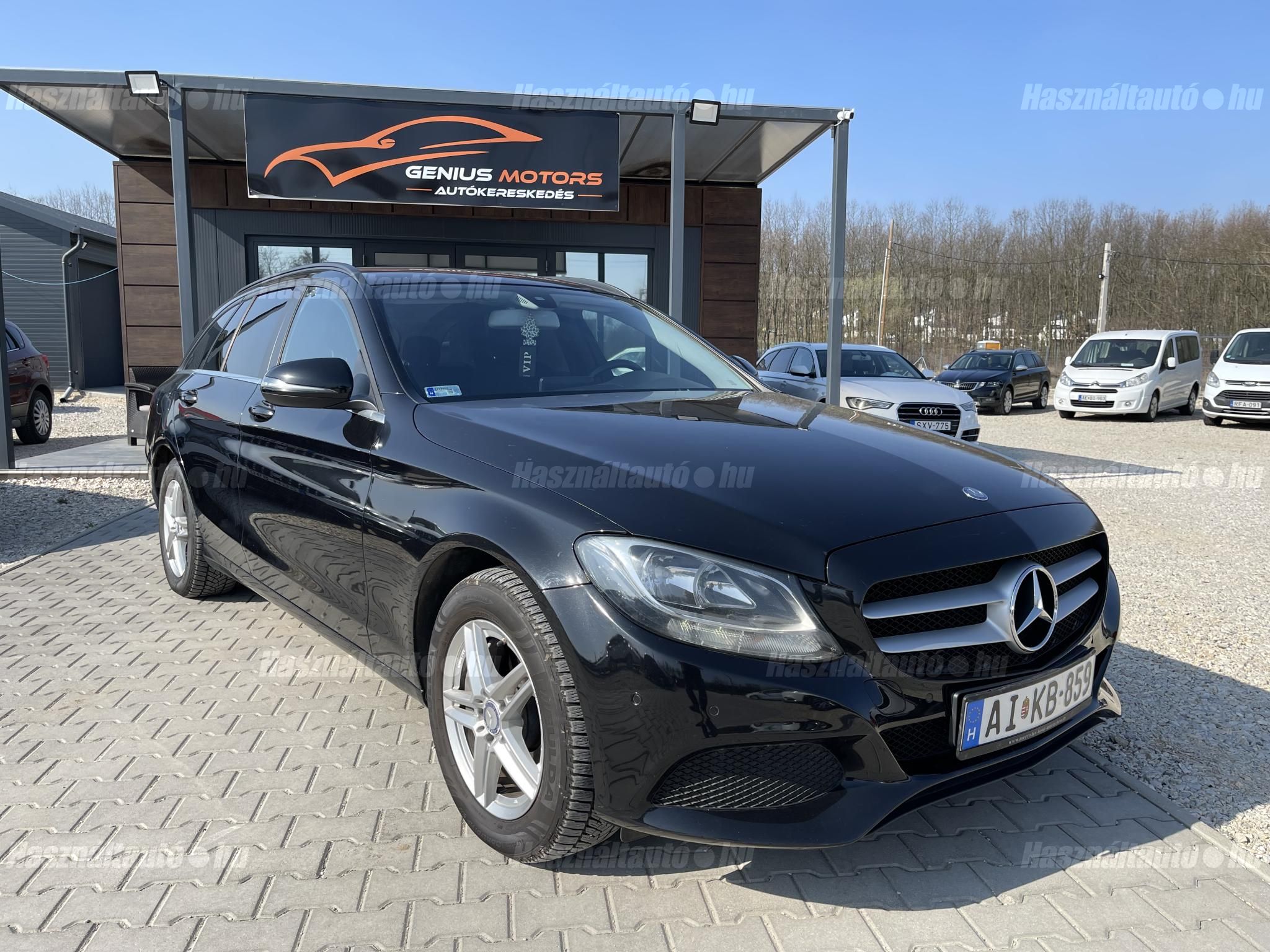 MERCEDES-BENZ C-OSZTÁLY 2016/11 - 1