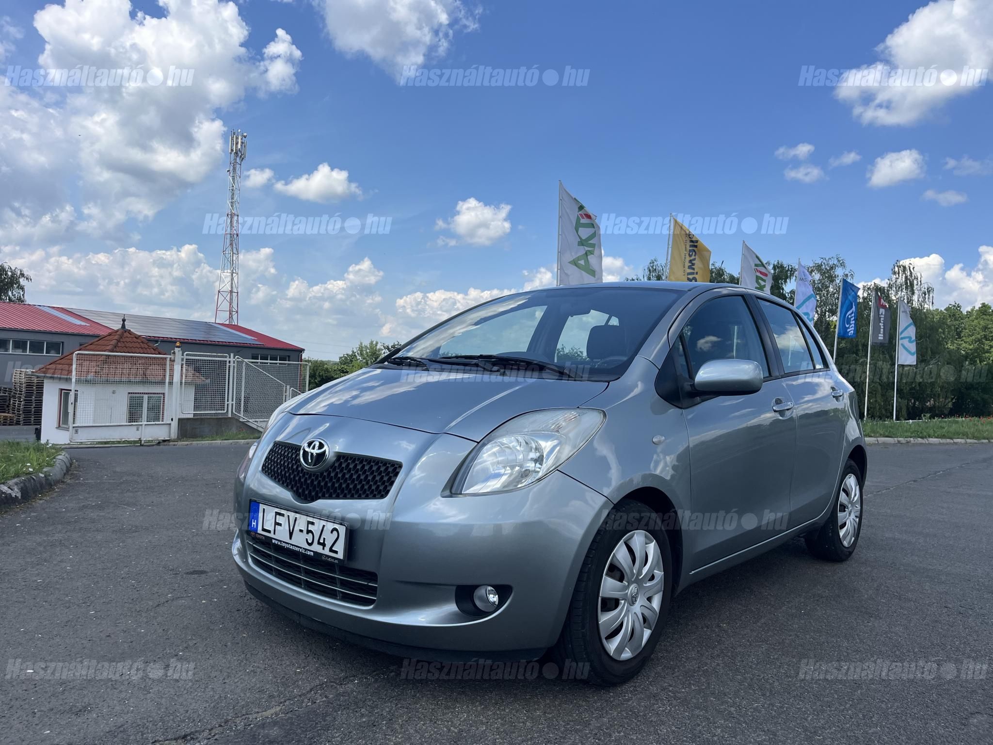 TOYOTA YARIS 2008/11 - 1