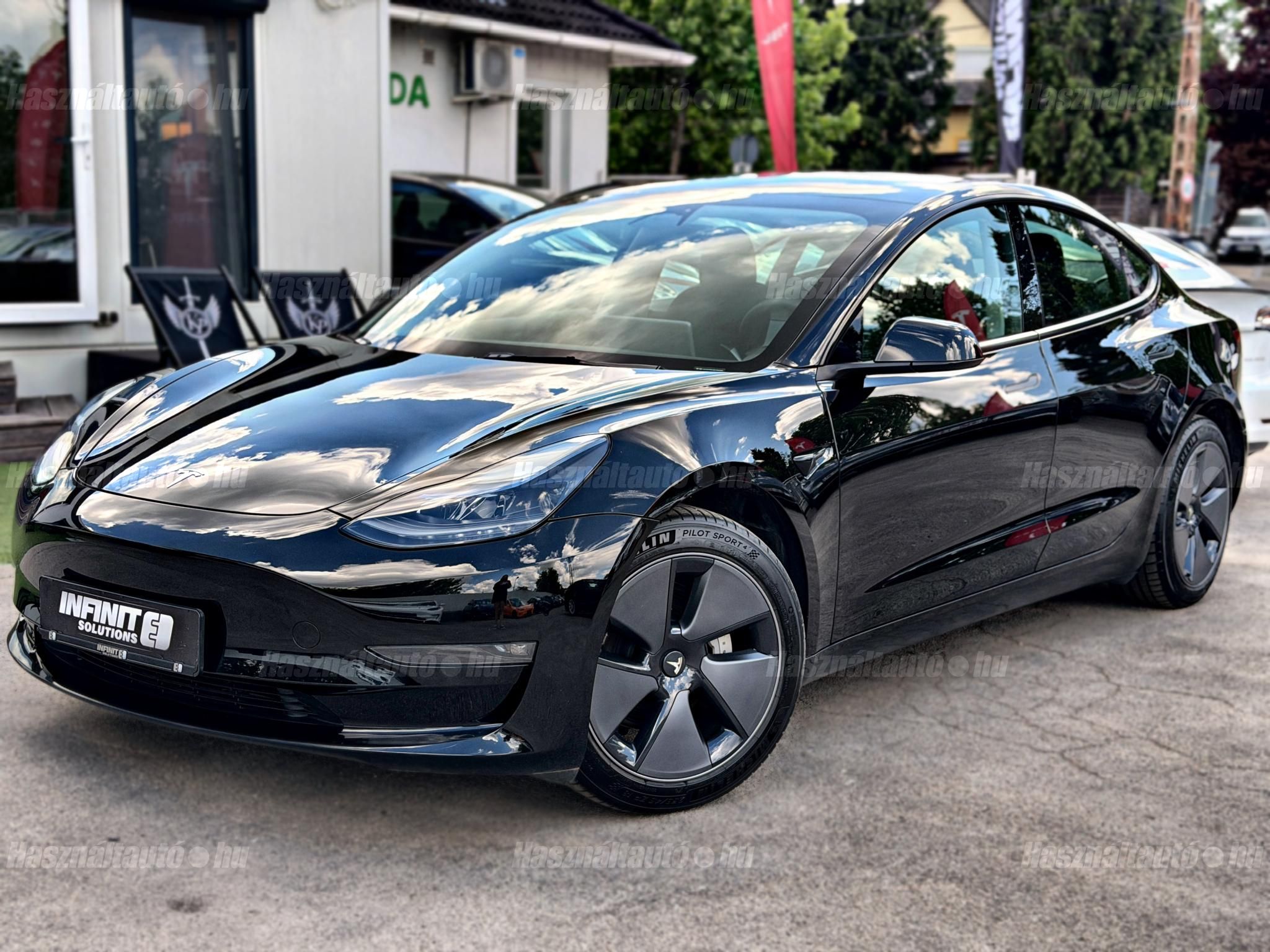 TESLA MODEL 3 2022/12 - 1