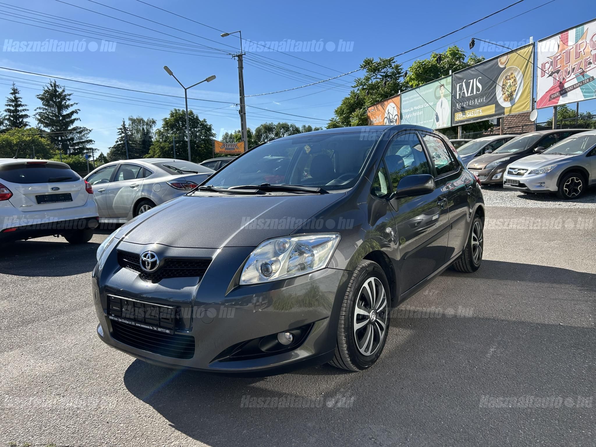 TOYOTA AURIS 2008/4 - 1