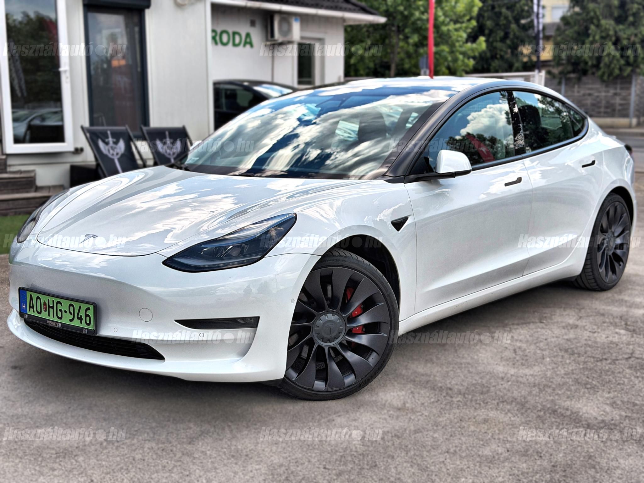 TESLA MODEL 3 2020/12 - 1