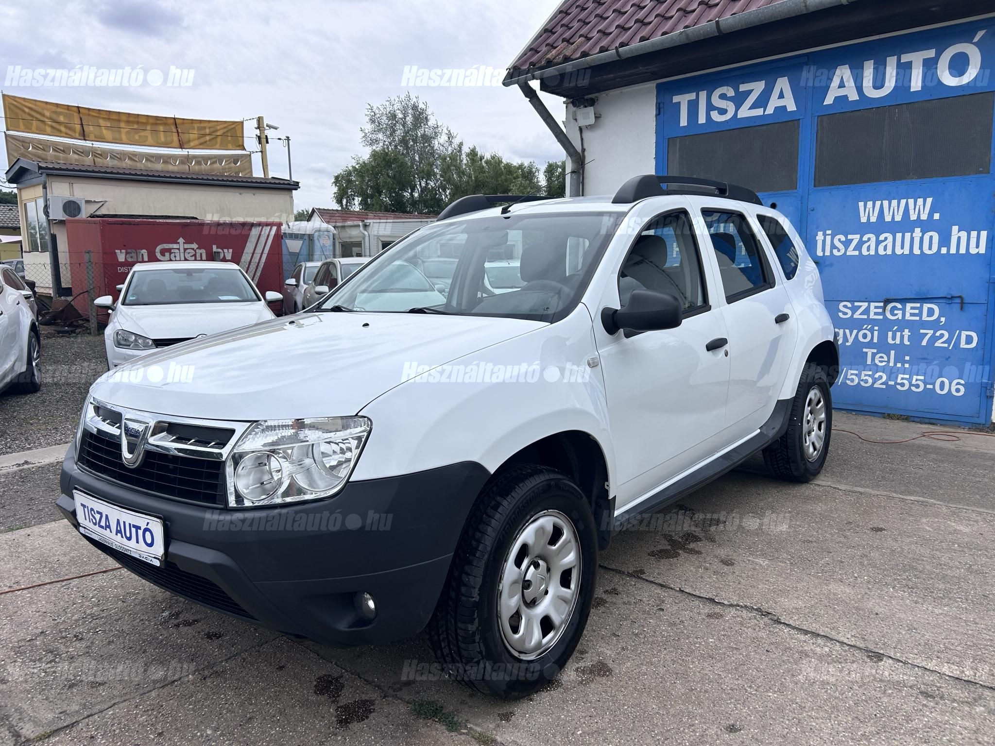 DACIA DUSTER 2013/6 - 1
