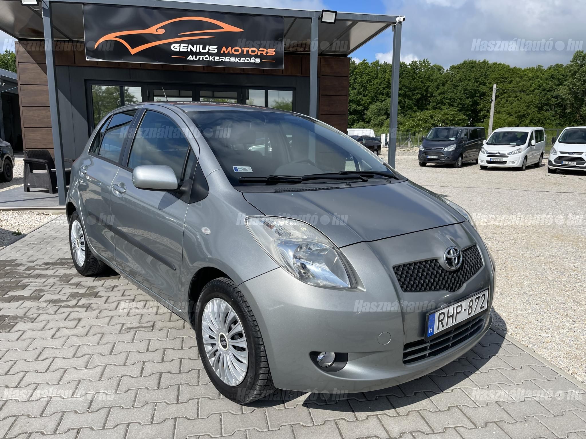 TOYOTA YARIS 2007/8 - 1